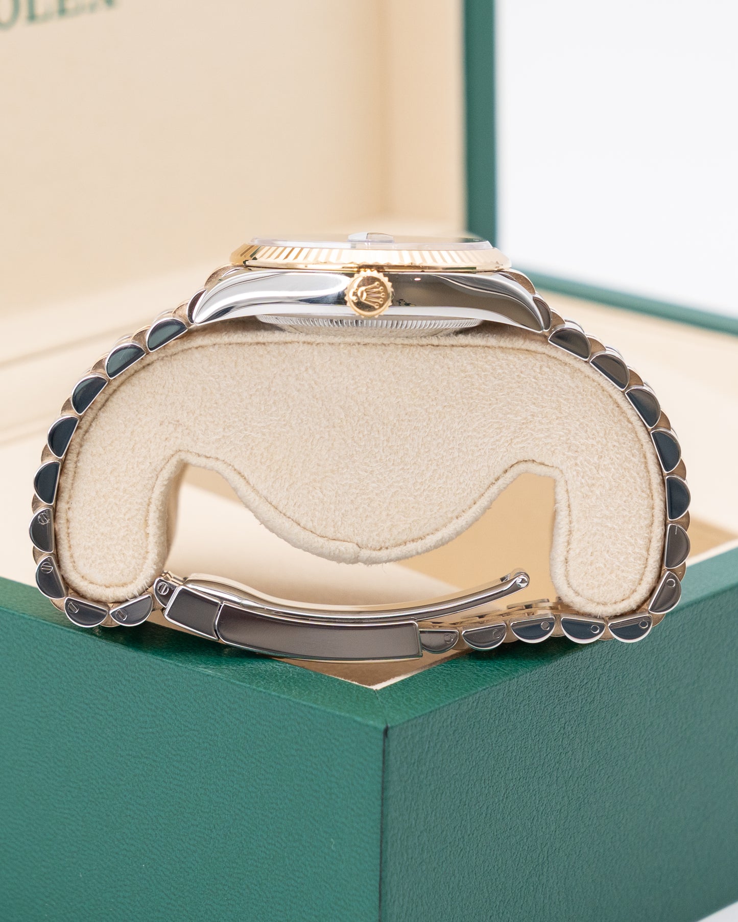 Rolex Datejust 36mm 126233 Yellow Gold Wimbledon Dial Fluted Jubilee 2025