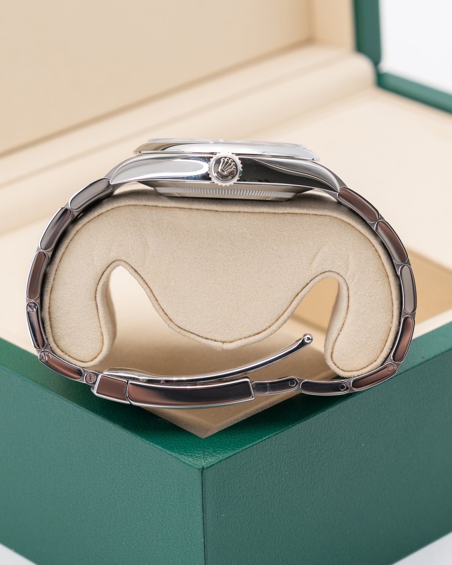 UNWORN Rolex Oyster Perpetual 41mm 134300 Pistachio Dial 2025