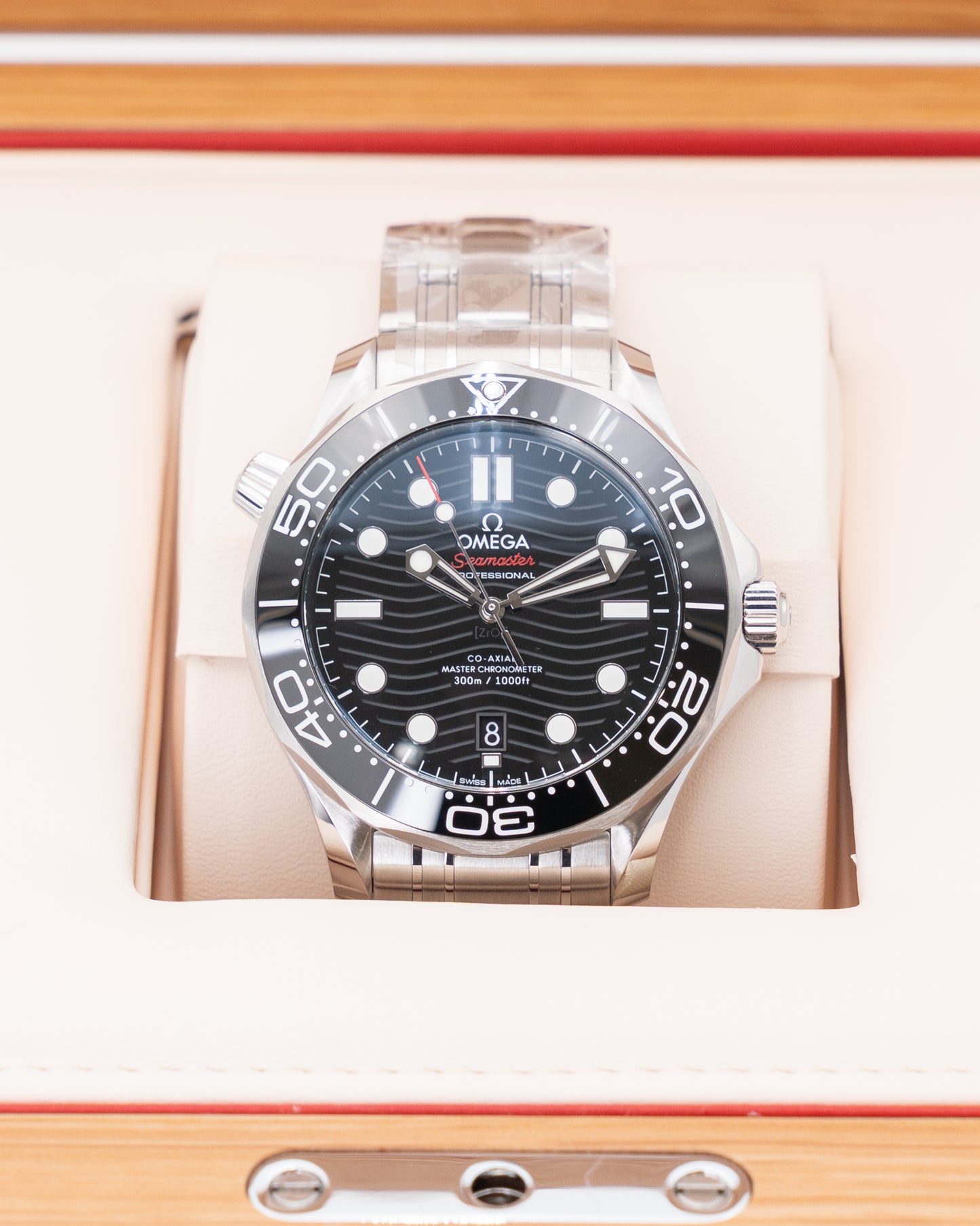 UNWORN WITH STICKERS 2025 Omega Seamaster Diver 300M 210.30.42.20.01.001 Black 2025