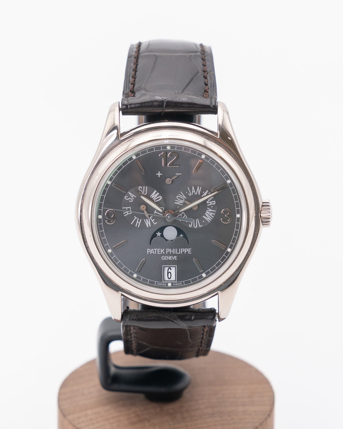 Patek Philippe 39mm 5146G White Gold Annual Calendar Grey Dial