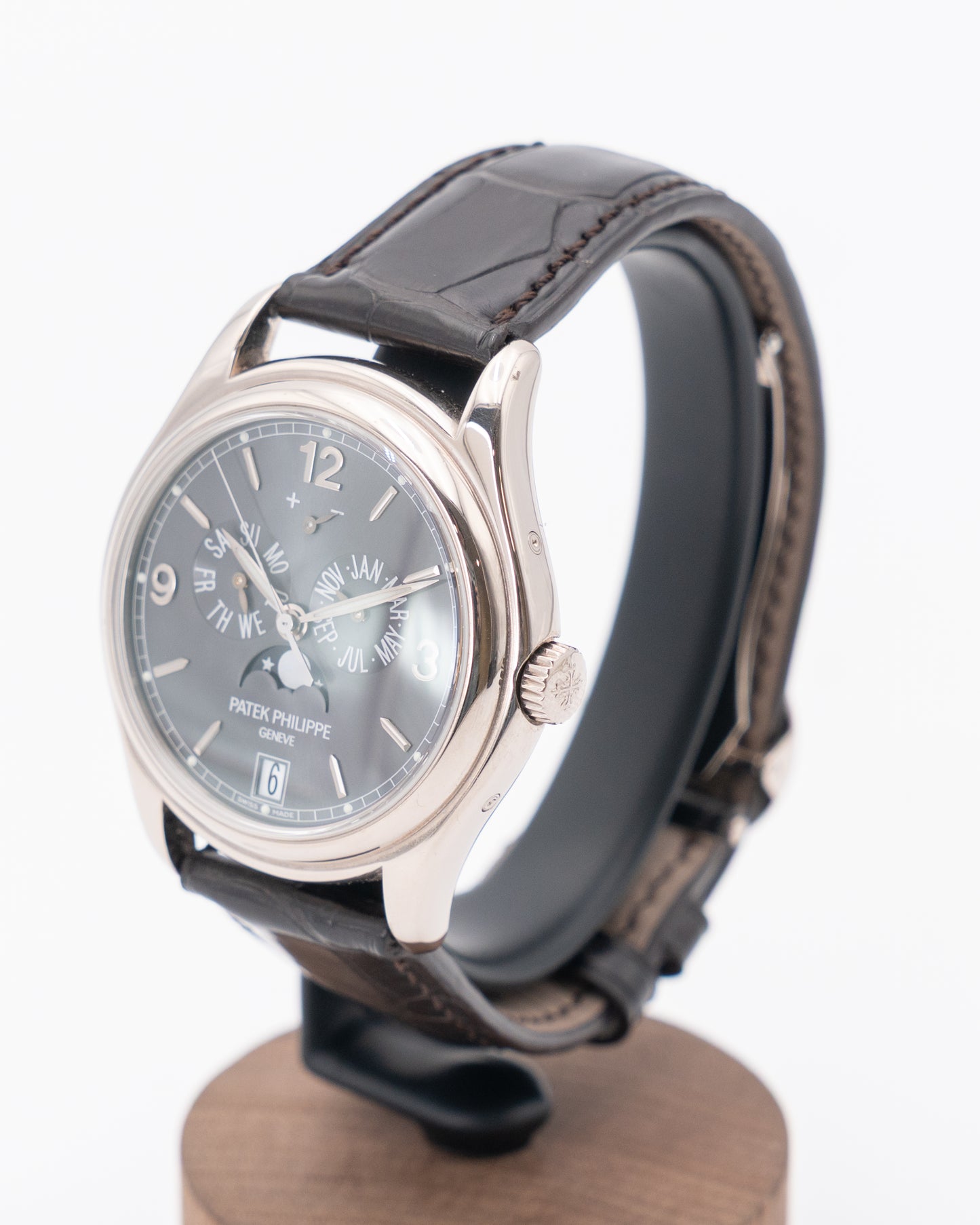 Patek Philippe 39mm 5146G White Gold Annual Calendar Grey Dial