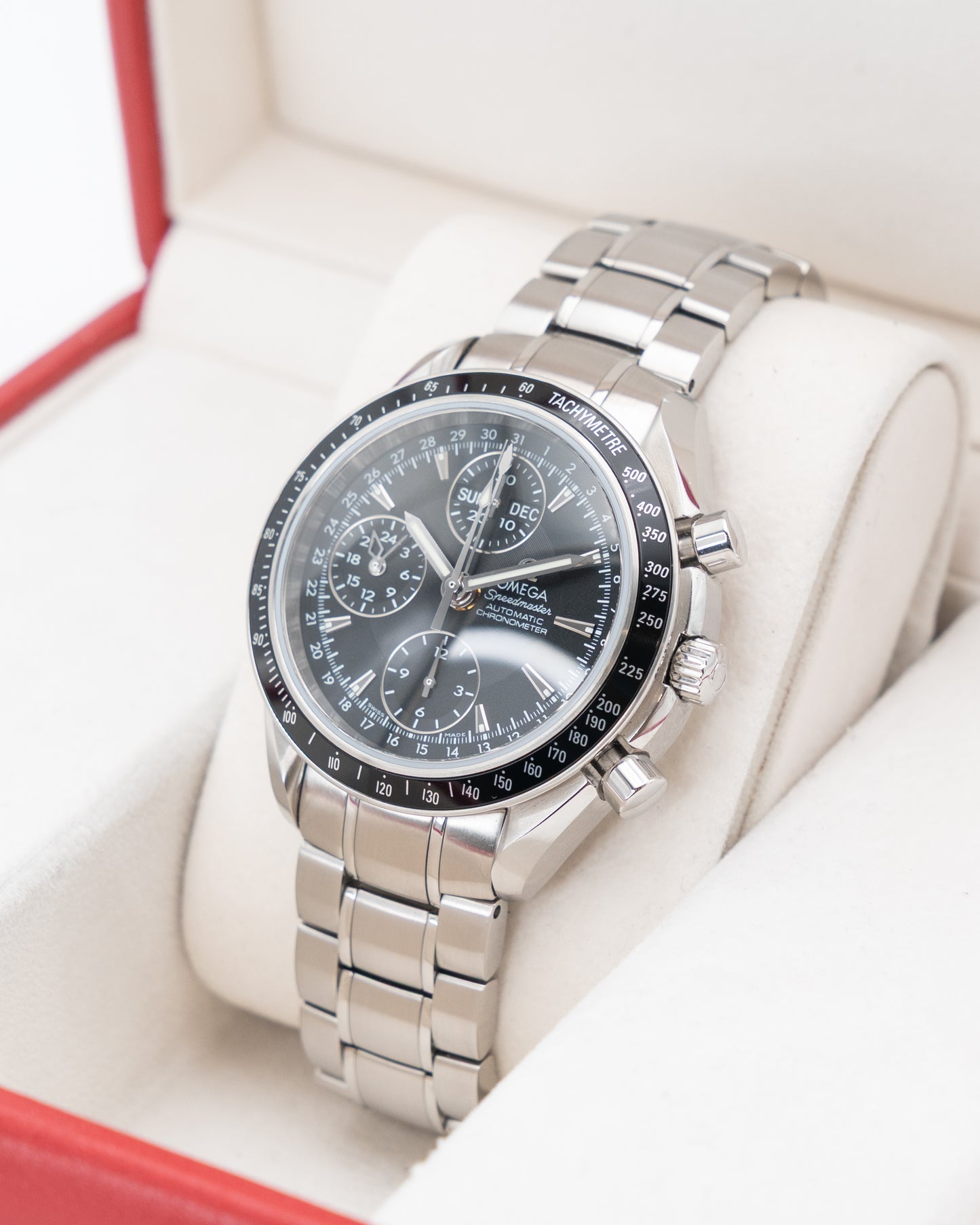 UNWORN Omega Speedmaster 40mm 3220.50 Black Day Date Limited 1/50 GOD