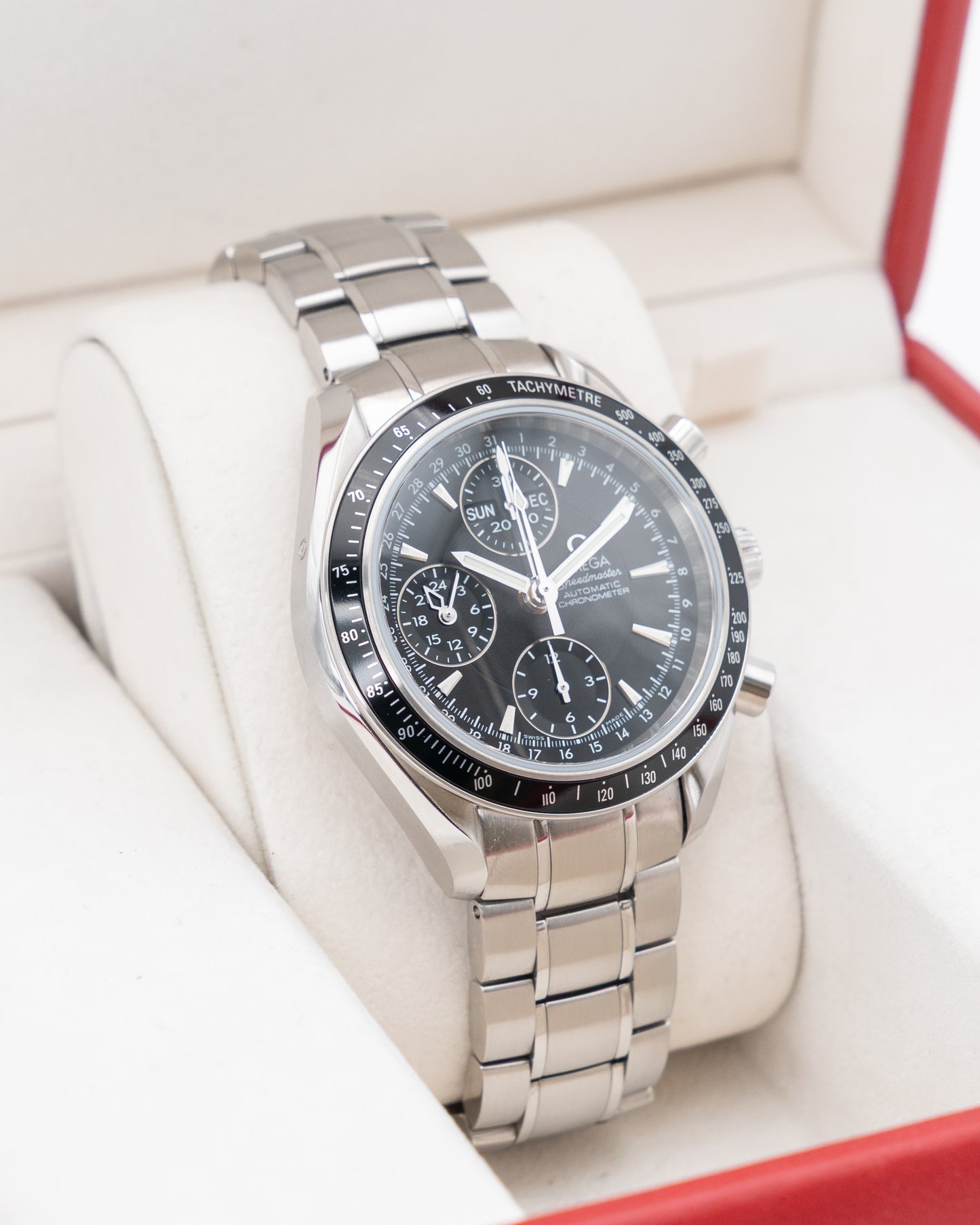 UNWORN Omega Speedmaster 40mm 3220.50 Black Day Date Limited 1/50 GOD