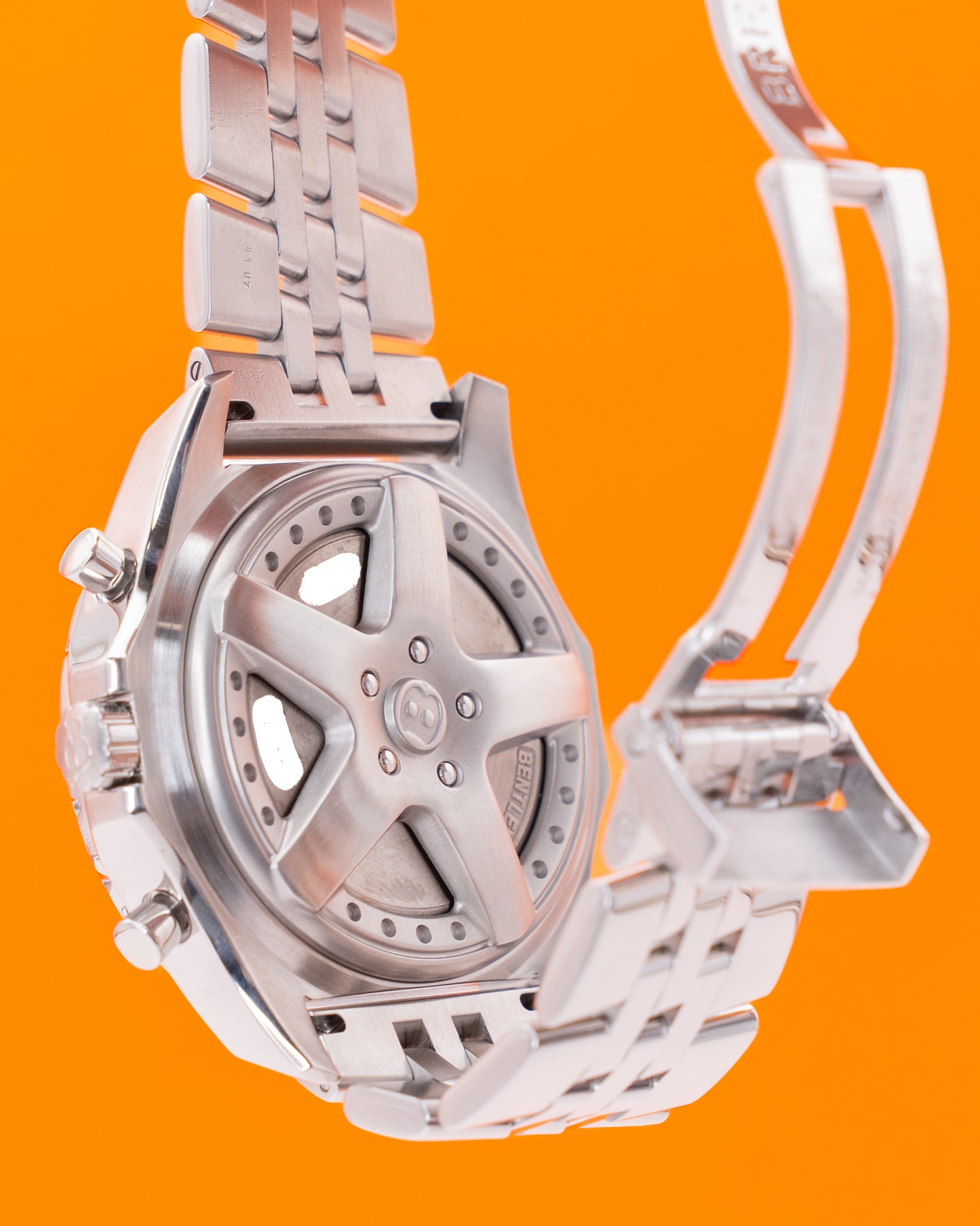 Breitling Bentley 6.75 48.70mm A4436212/B728 Black