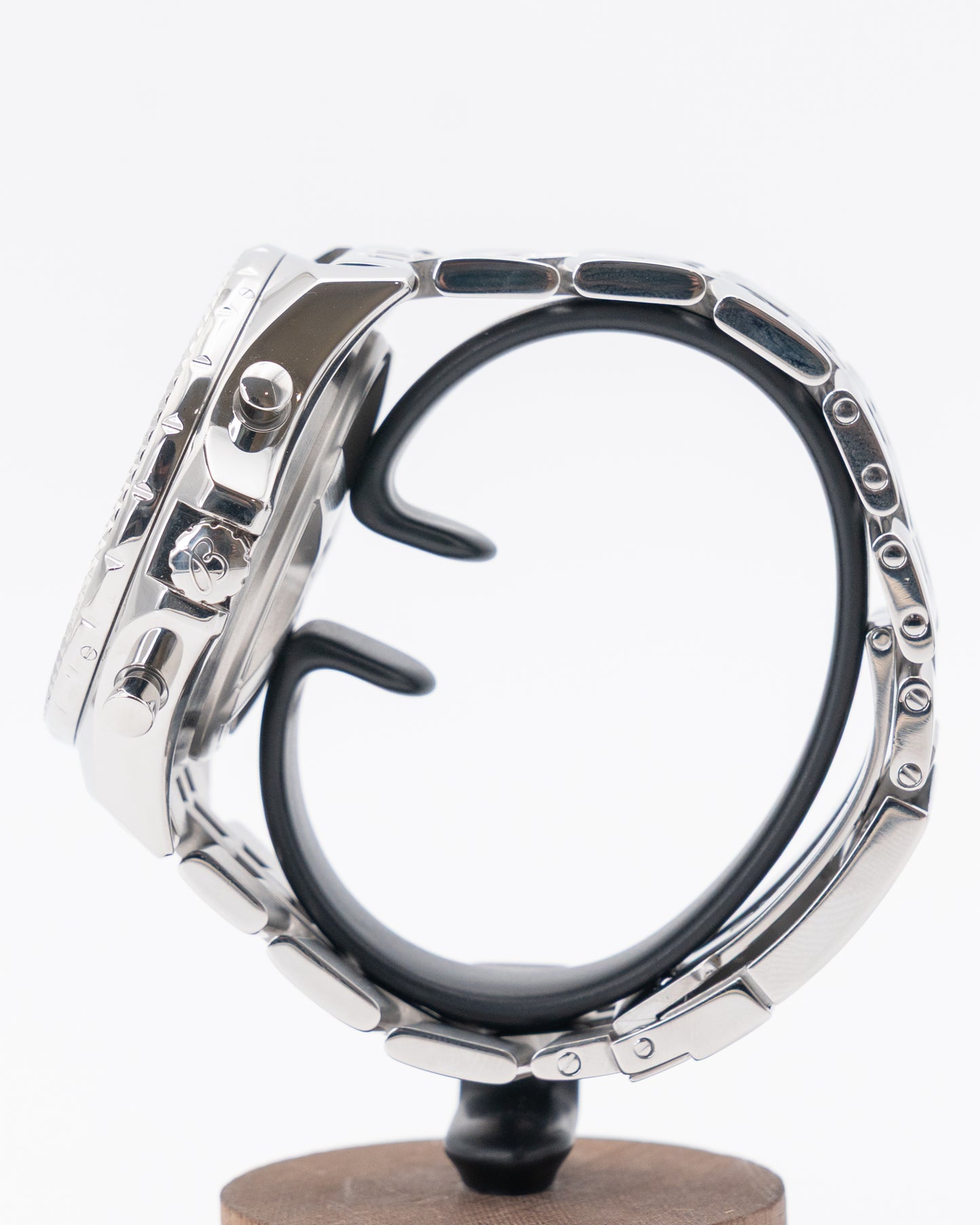 Breitling Bentley 6.75 48.70mm A4436212/B728 Black