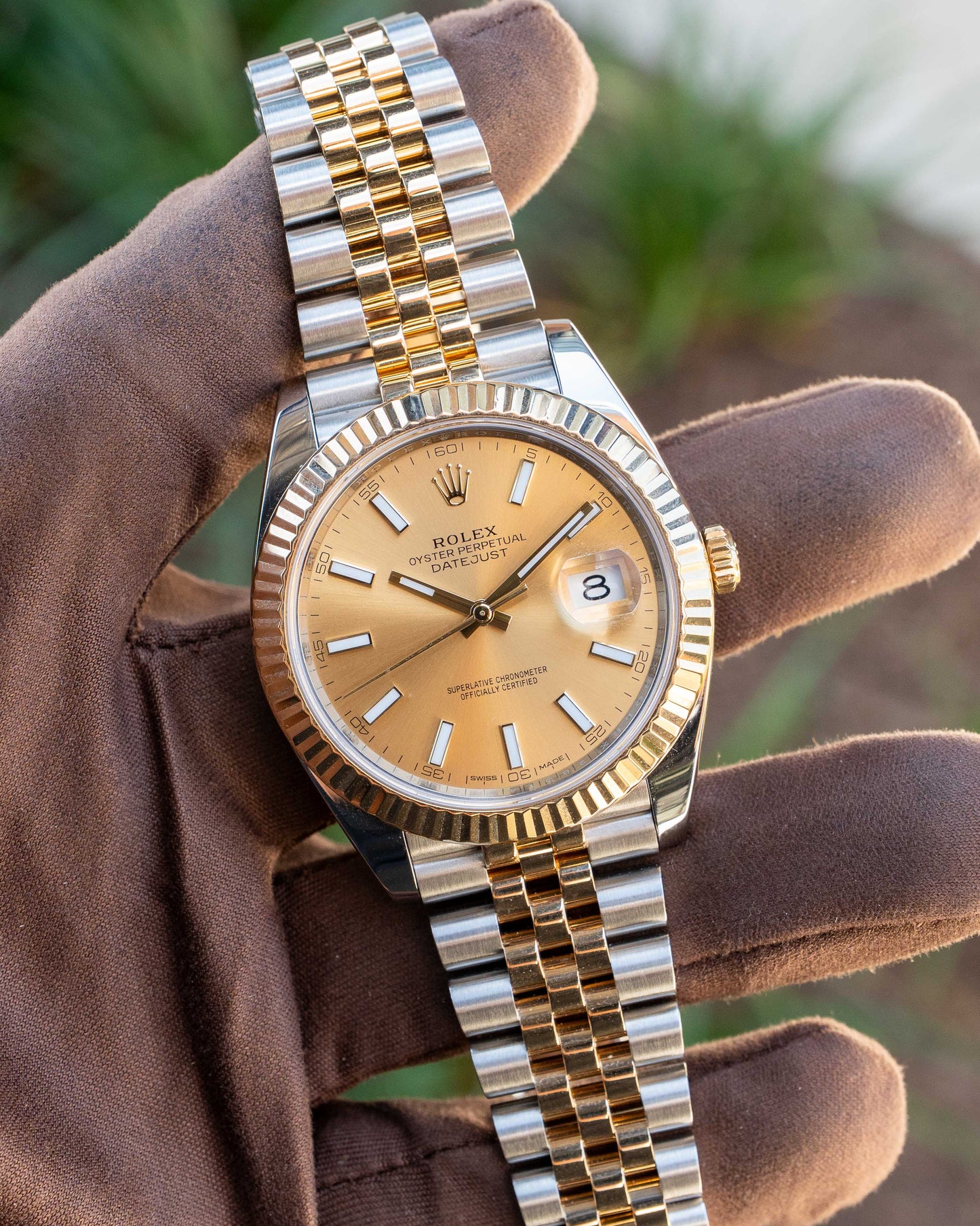Rolex Datejust 41mm 126333 Two Tone Yellow Gold Champagne Stick Dial Fluted Jubilee 2017