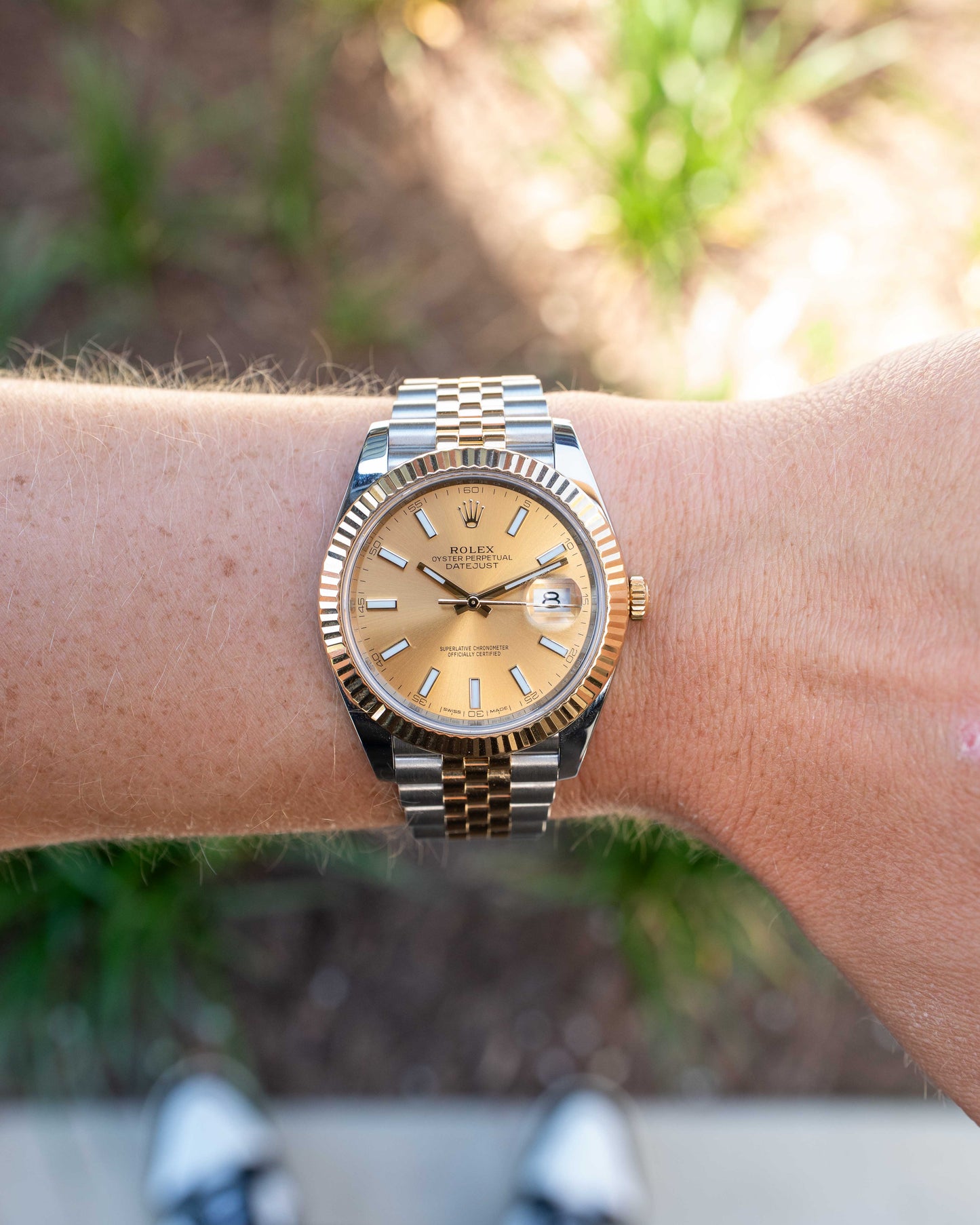 Rolex Datejust 41mm 126333 Two Tone Yellow Gold Champagne Stick Dial Fluted Jubilee 2017