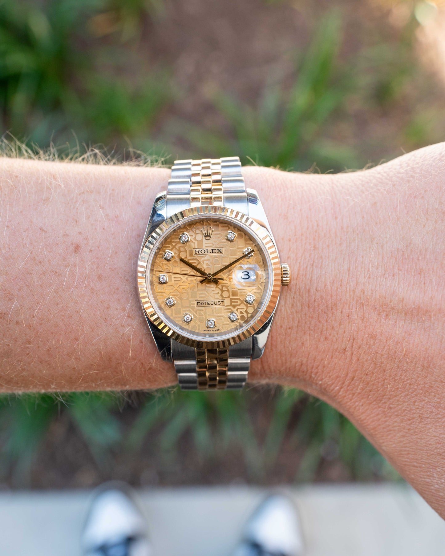 Rolex Datejust 36mm 116233 Champagne Rolex Motif Diamond Dial 2007