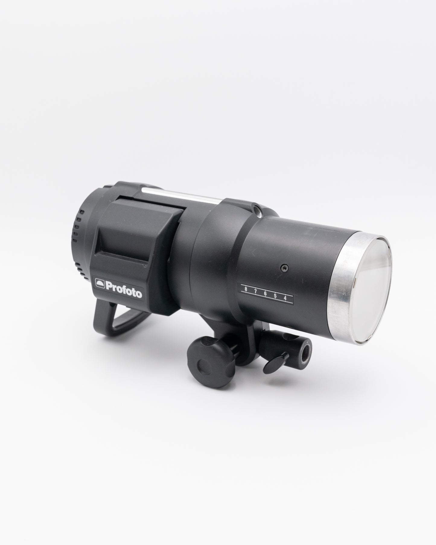 Profoto b1 500 airttl with bag, charger, and 2 batteries