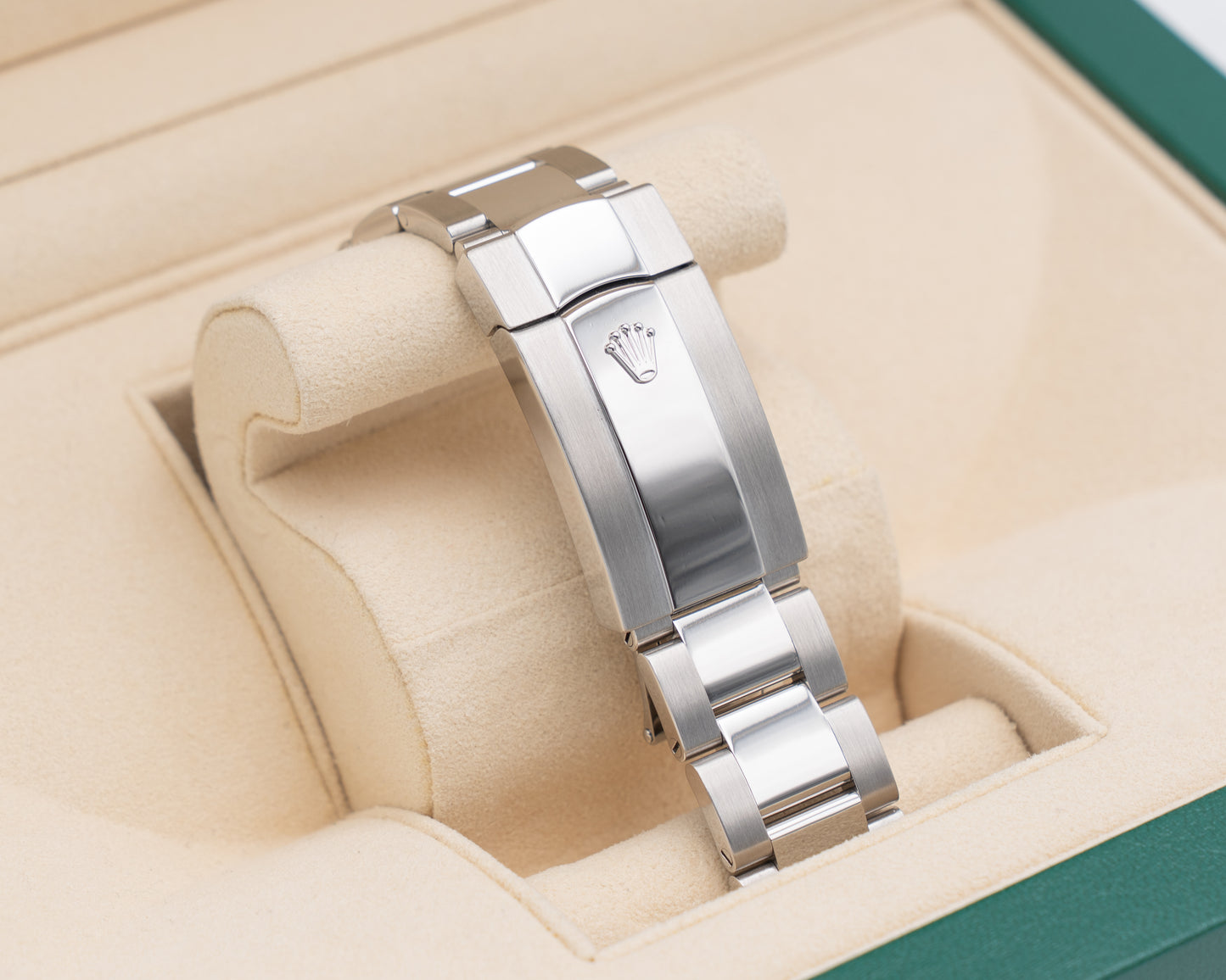 Rolex Skydweller 42mm 326934 Black on Oyster 2021