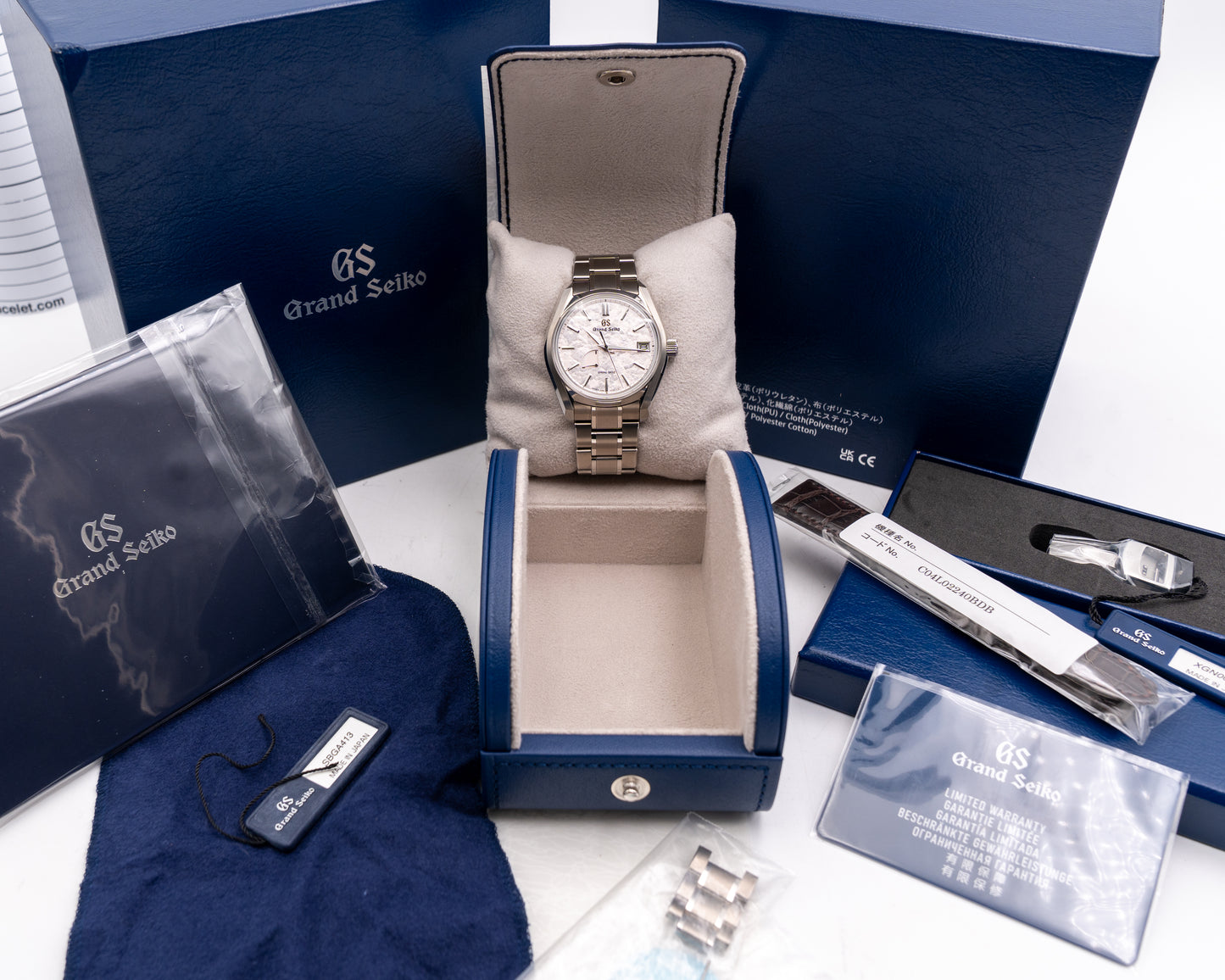 Grand Seiko Heritage Collection 40mm SBGA413 Titanium Shunbun Spring Blossom 2025