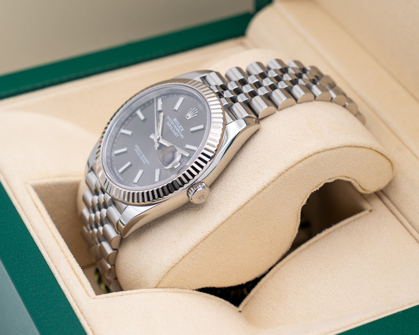 Rolex Datejust 41mm 126334 Dark Rhodium Fluted Jubilee 2019