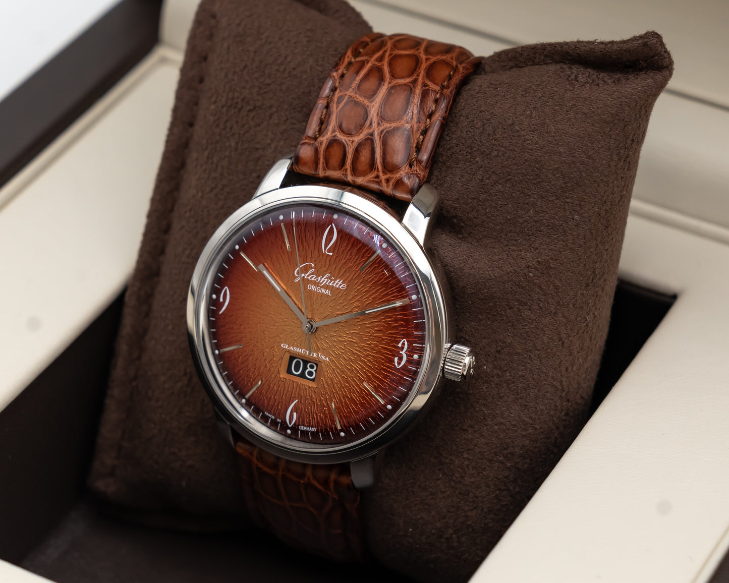 Glashutte Original Sixties Panorama Date 42mm 2-39-47-09-02-04 Orange