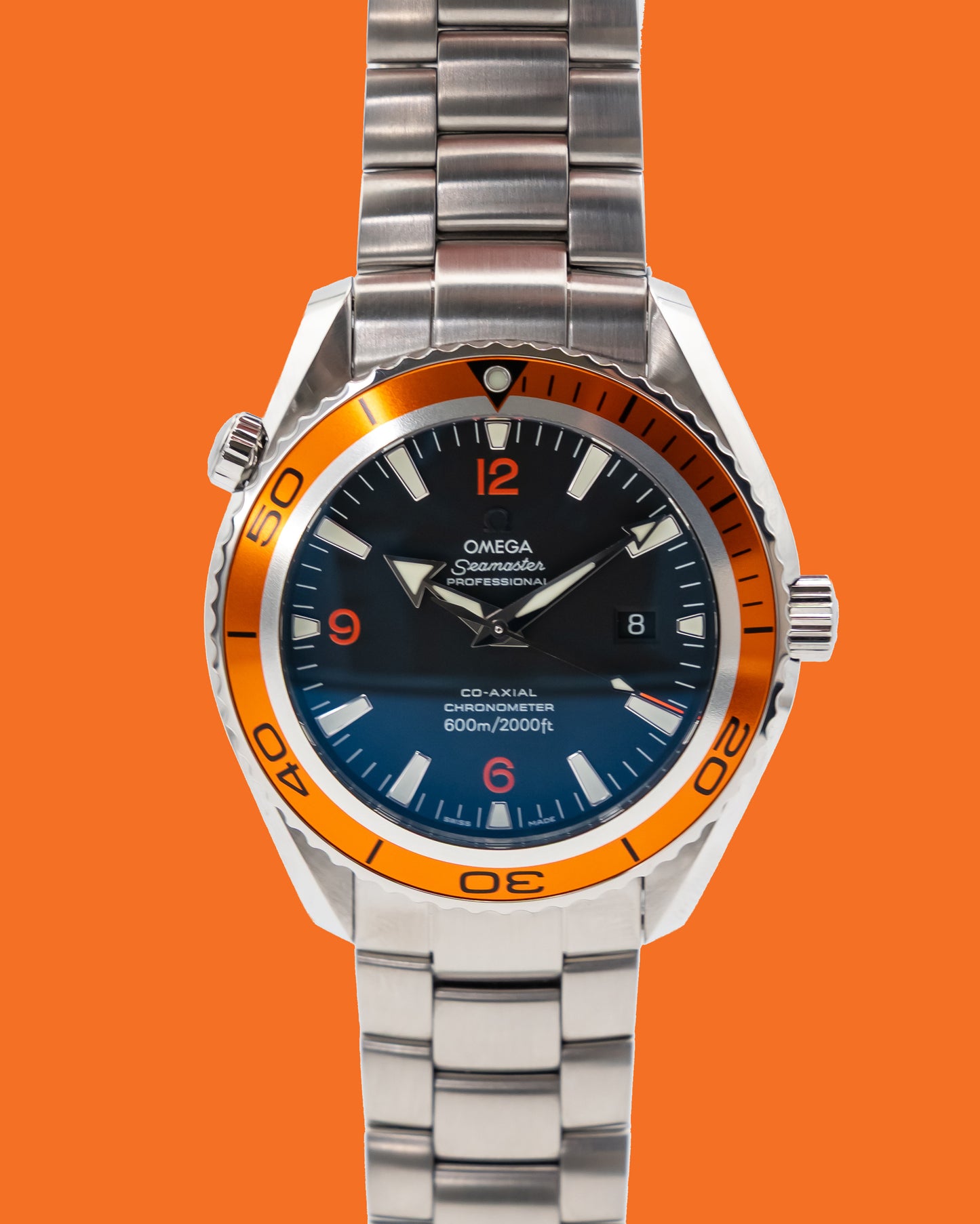 UNWORN Omega Seamaster Planet Ocean 600M 45.5mm 2208.50.00 Stainless Steel / Orange Co-Axial