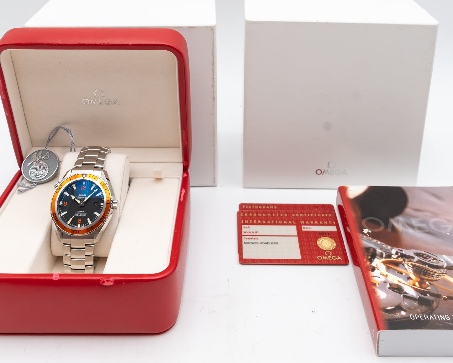 UNWORN Omega Seamaster Planet Ocean 600M 45.5mm 2208.50.00 Stainless Steel / Orange Co-Axial