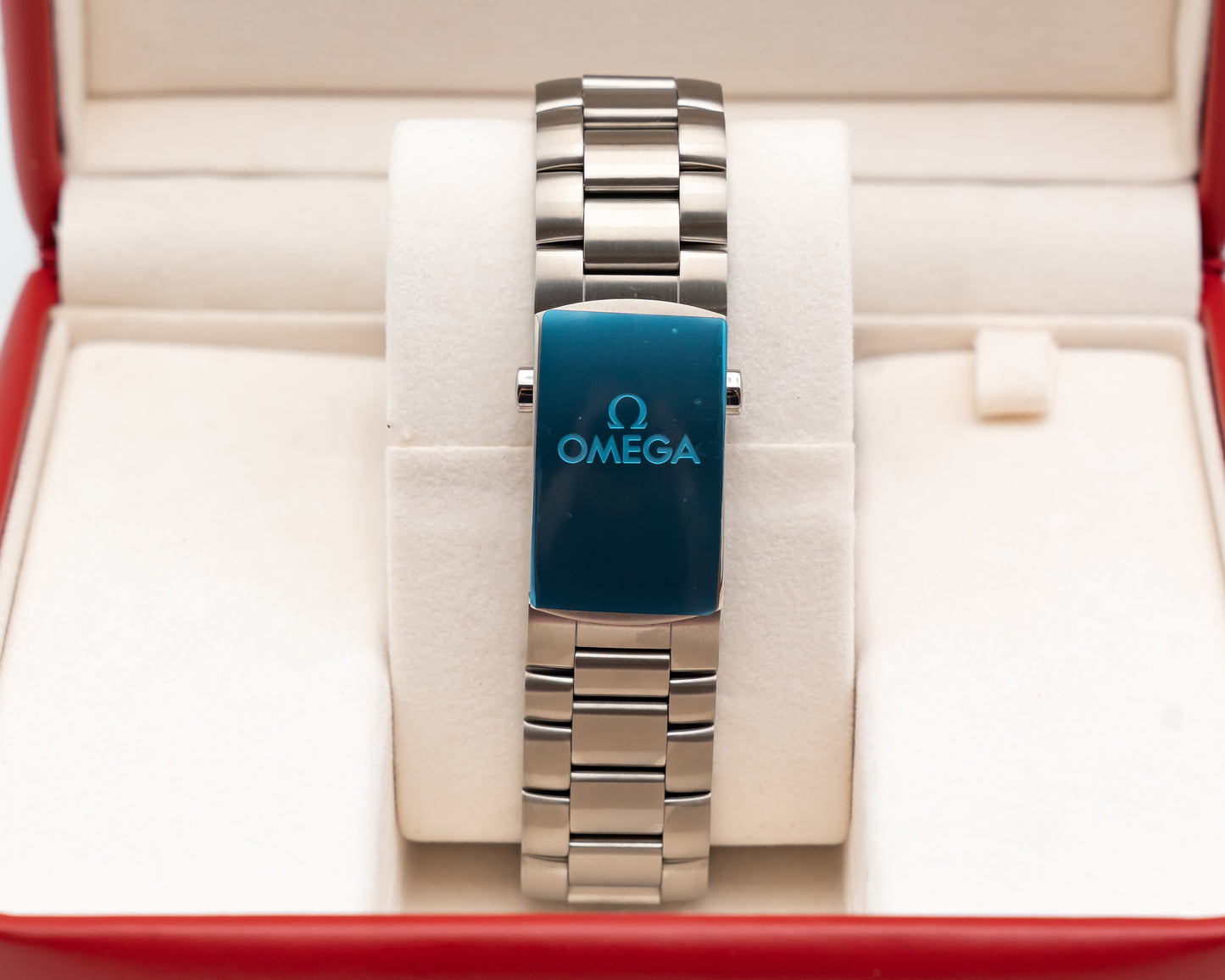 UNWORN Omega Seamaster Planet Ocean 600M 45.5mm 232.90.46.51.03.001 Chronograph Titanium Liquidmetal Blue