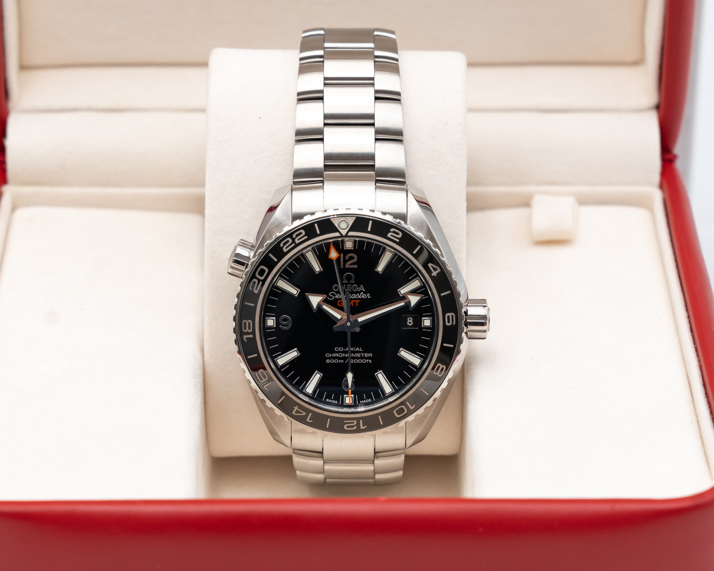 New Omega Seamaster Planet Ocean 600M Co-Axial GMT 43.5mm 232.30.44.22.01.001  Black DIal
