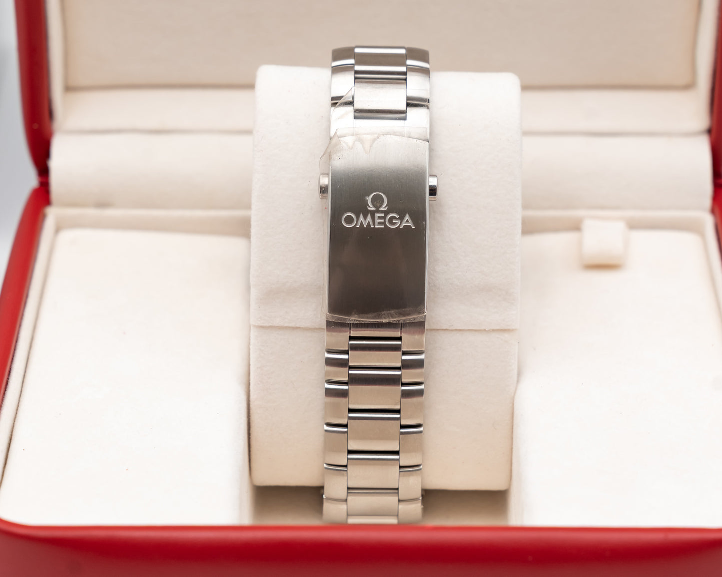 New Omega Seamaster Planet Ocean 600M Co-Axial GMT 43.5mm 232.30.44.22.01.001  Black DIal