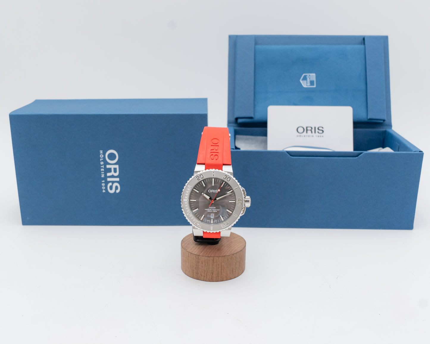 Oris Aquis Date Relief 43.5mm 01 733 7730 4153 / 2026