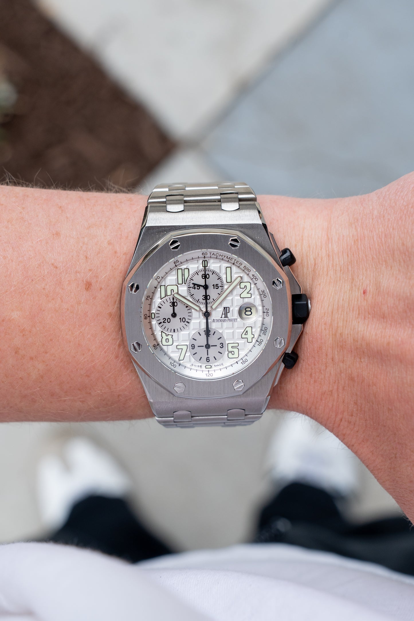 Audemars Piguet Royal Oak Offshore 42mm 25721ST White/Silver Chronograph on Bracelet