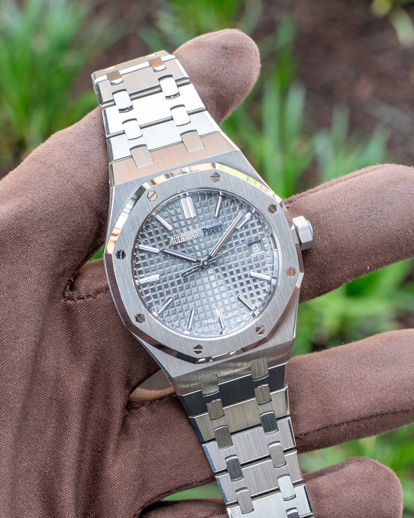 Audemars Piguet Royal Oak 37mm 15550ST Grey Dial 50th Anniversary 2022