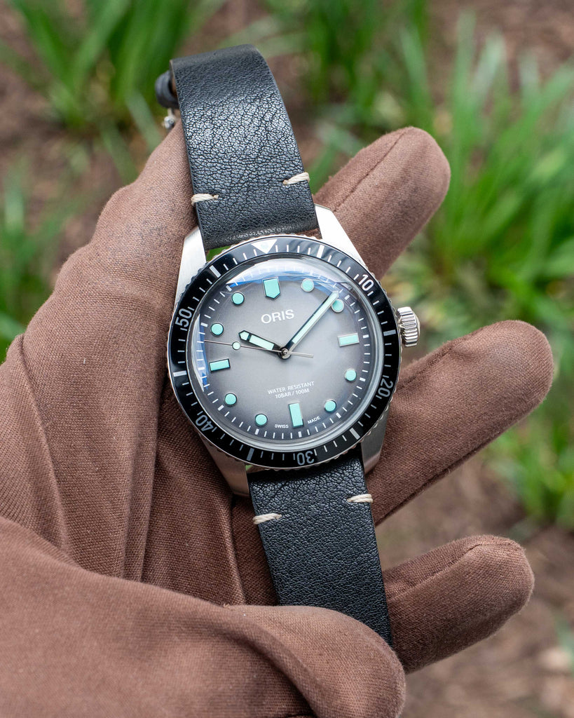UNWORN Oris Divers Sixty Five 40mm 01 733 7707 4053 Black On Strap