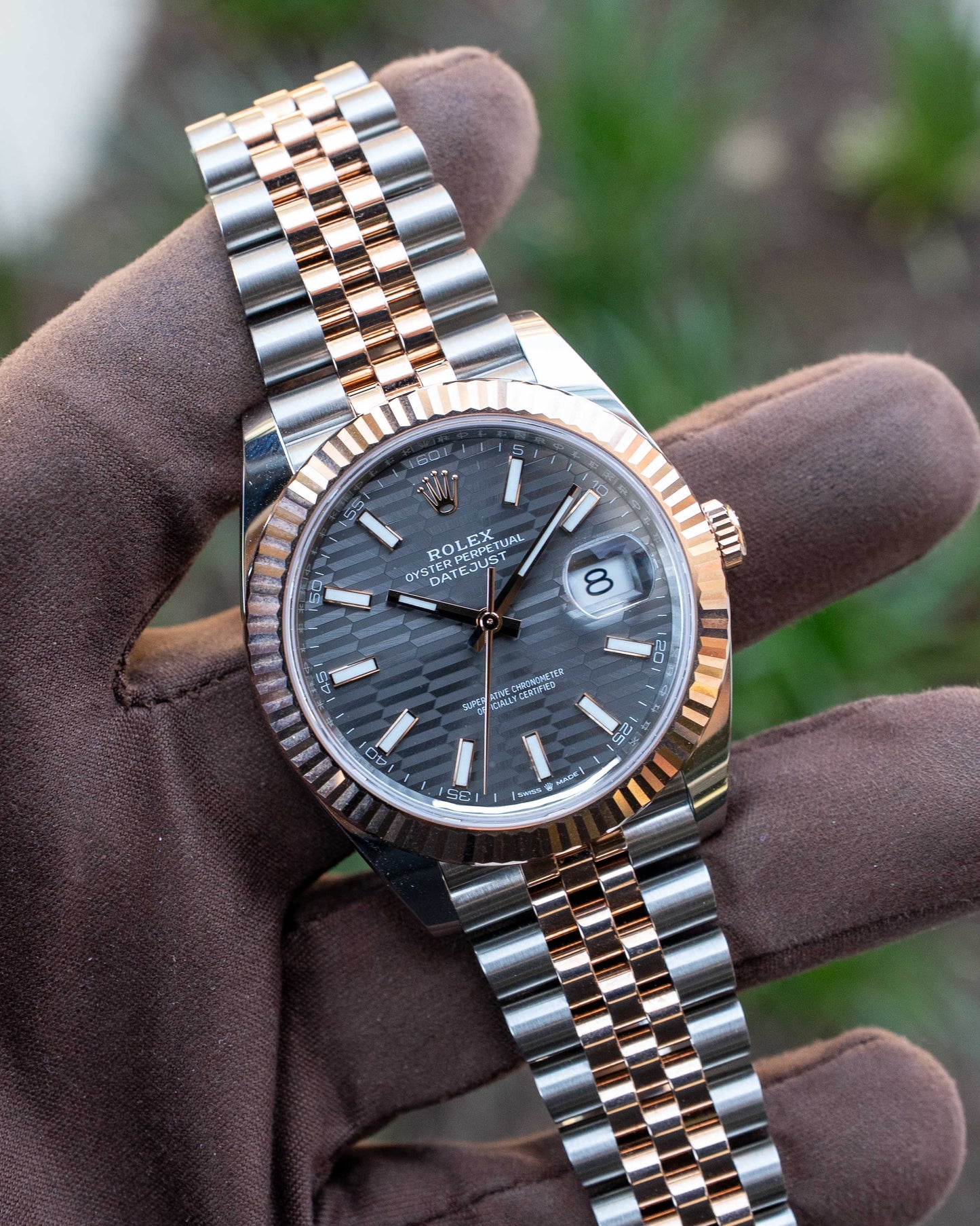Rolex Datejust 41mm 126331 Two Tone Rose Gold Grey Motif Dial 2023