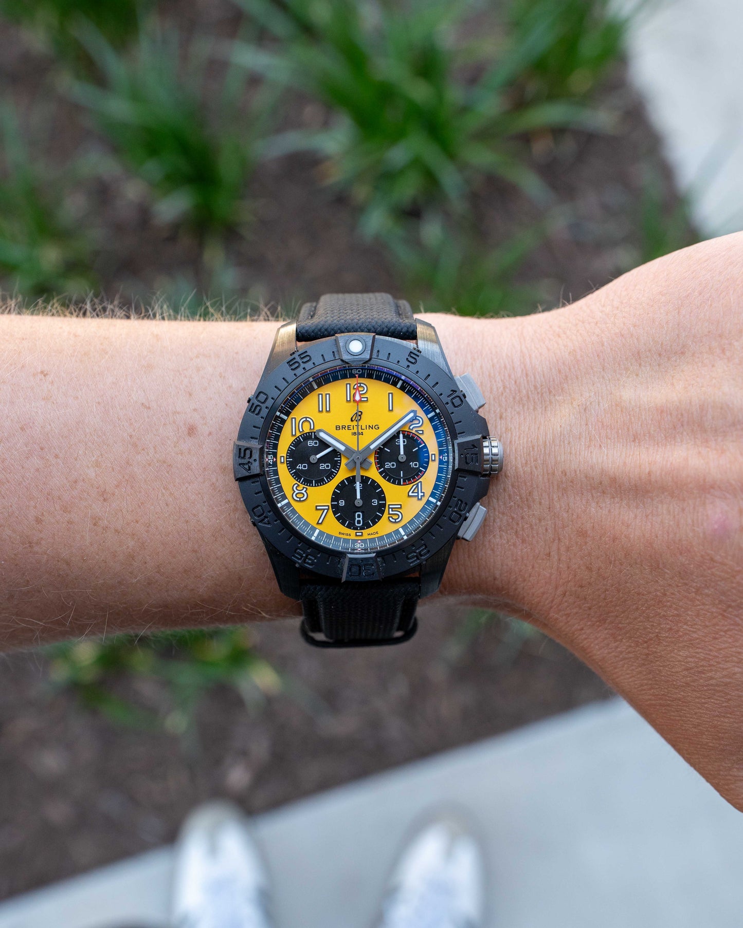 Breitling Avenger B01 44mm SB0147101 Night Mission Ceramic Yellow Chronograph