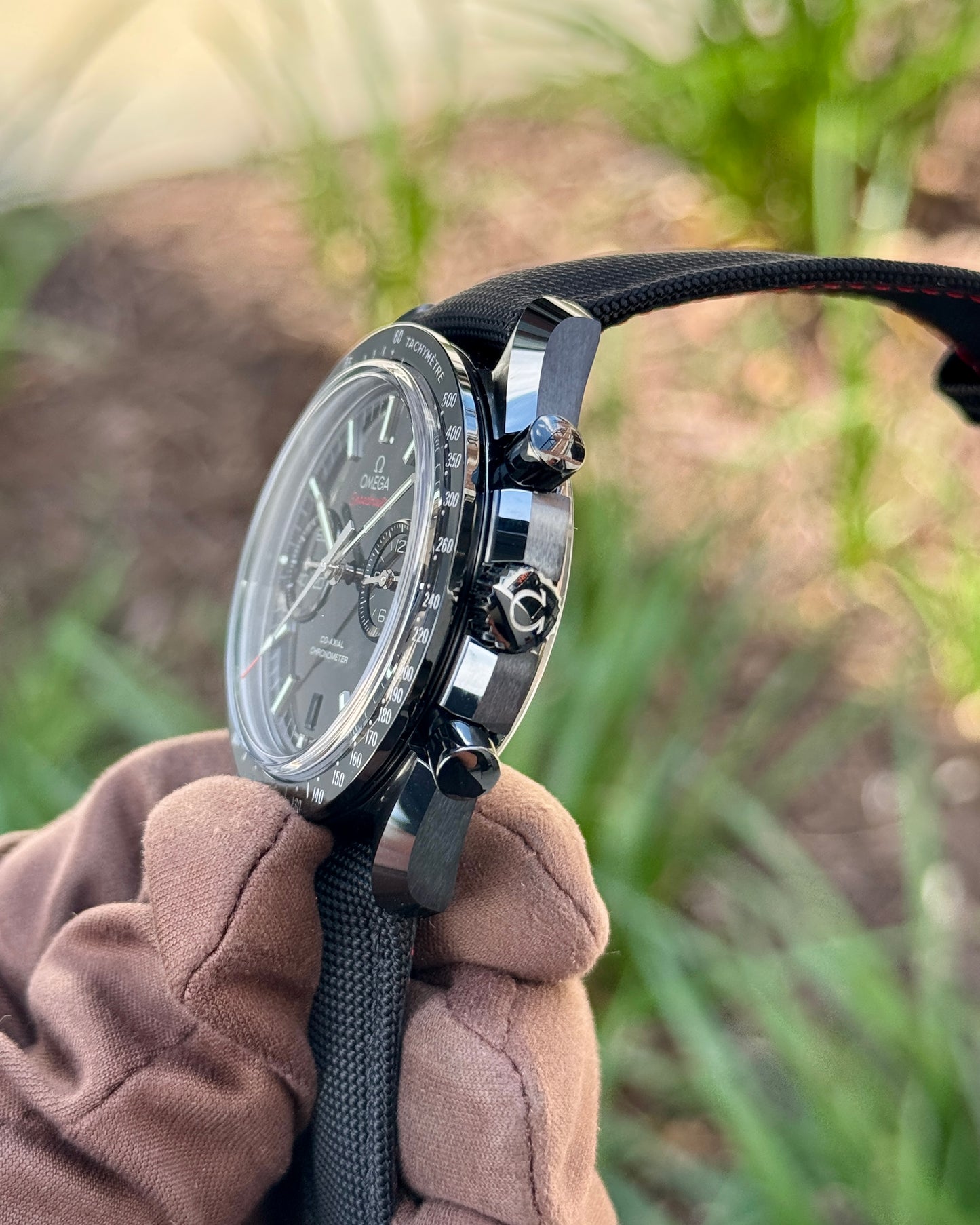 UNWORN Omega Speedmaster Moonwatch 44.25mm 311.92.44.51.01.003 Dark Side of the Moon Ceramic