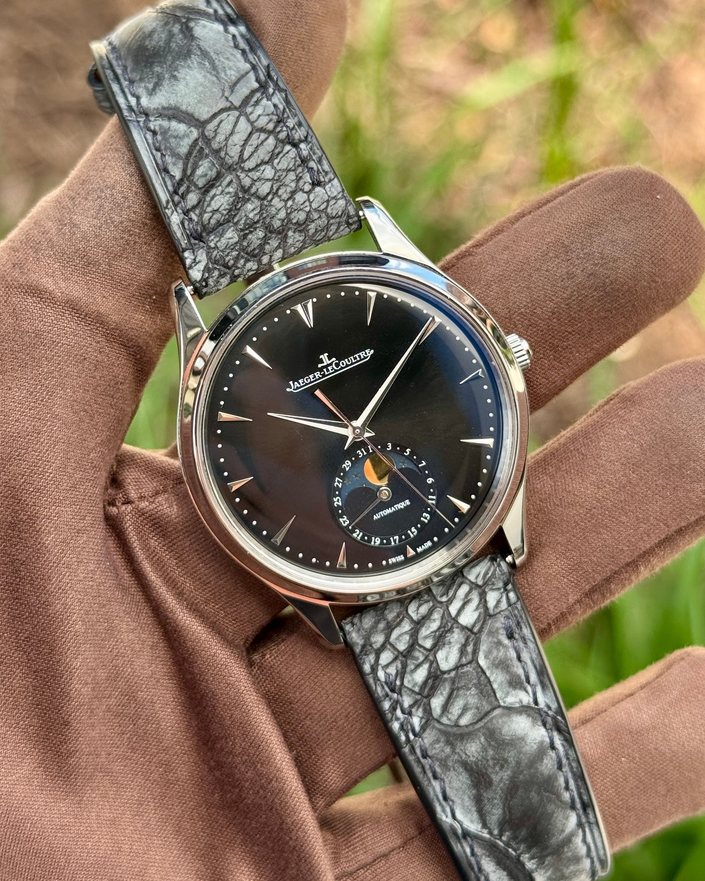 Jaeger-LeCoultre Master Ultra Thin Moon 39mm 176.8.64.S Black Dial