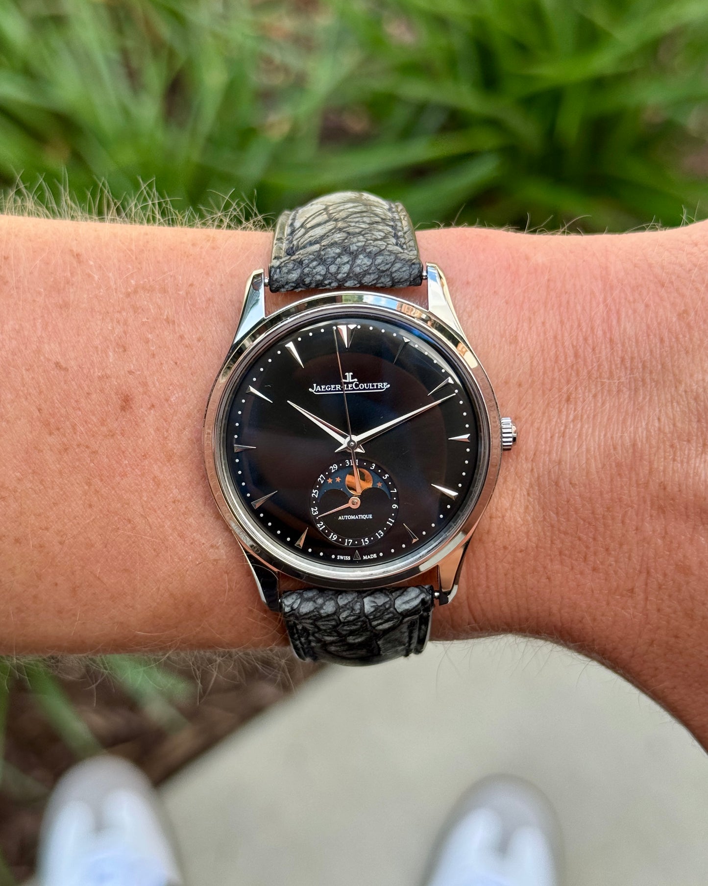 Jaeger-LeCoultre Master Ultra Thin Moon 39mm 176.8.64.S Black Dial