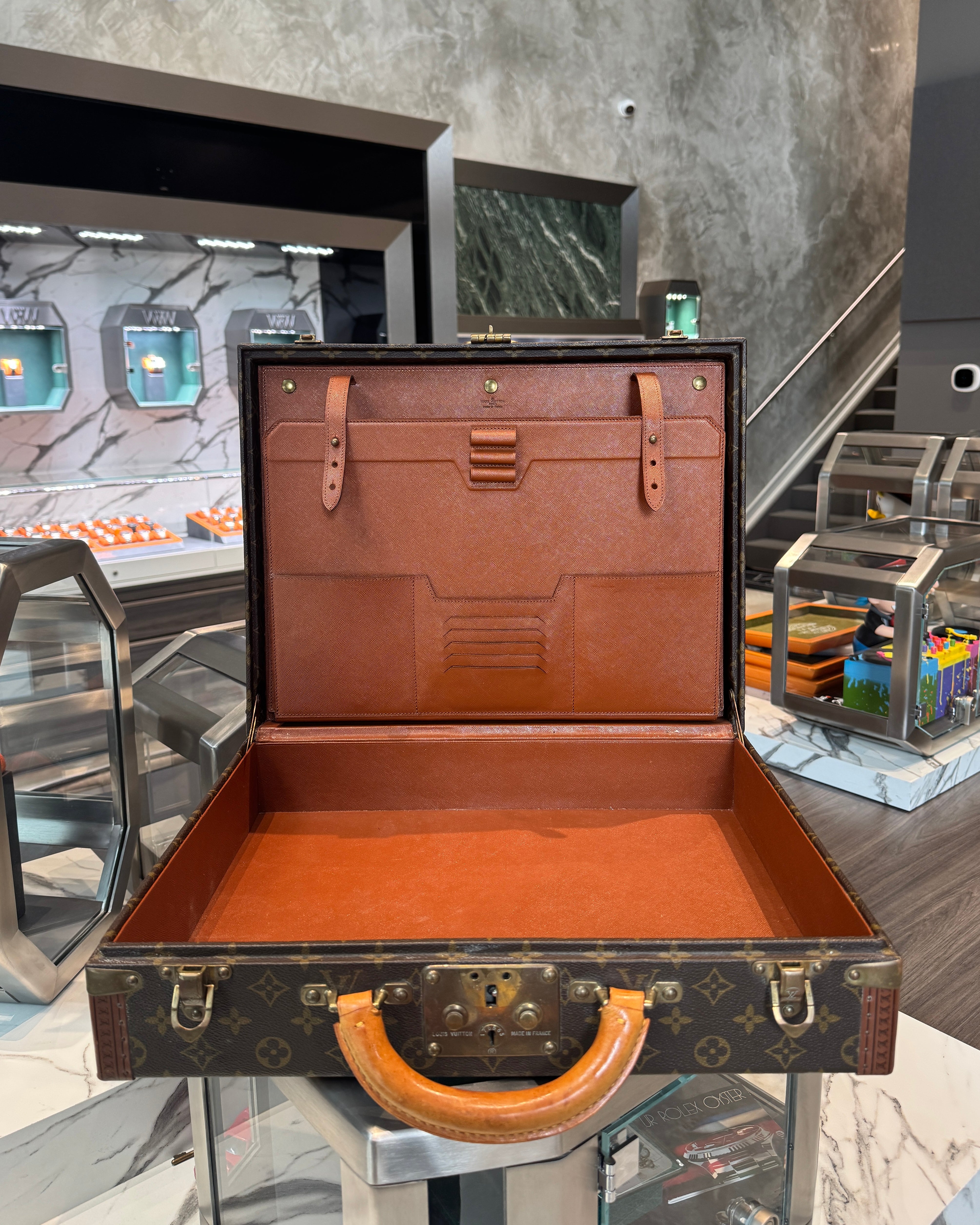 LOUIS VUITTONケース Louis Vuitton Monogram Briefcase 1980's – Watch Your Wrist - WYWATL