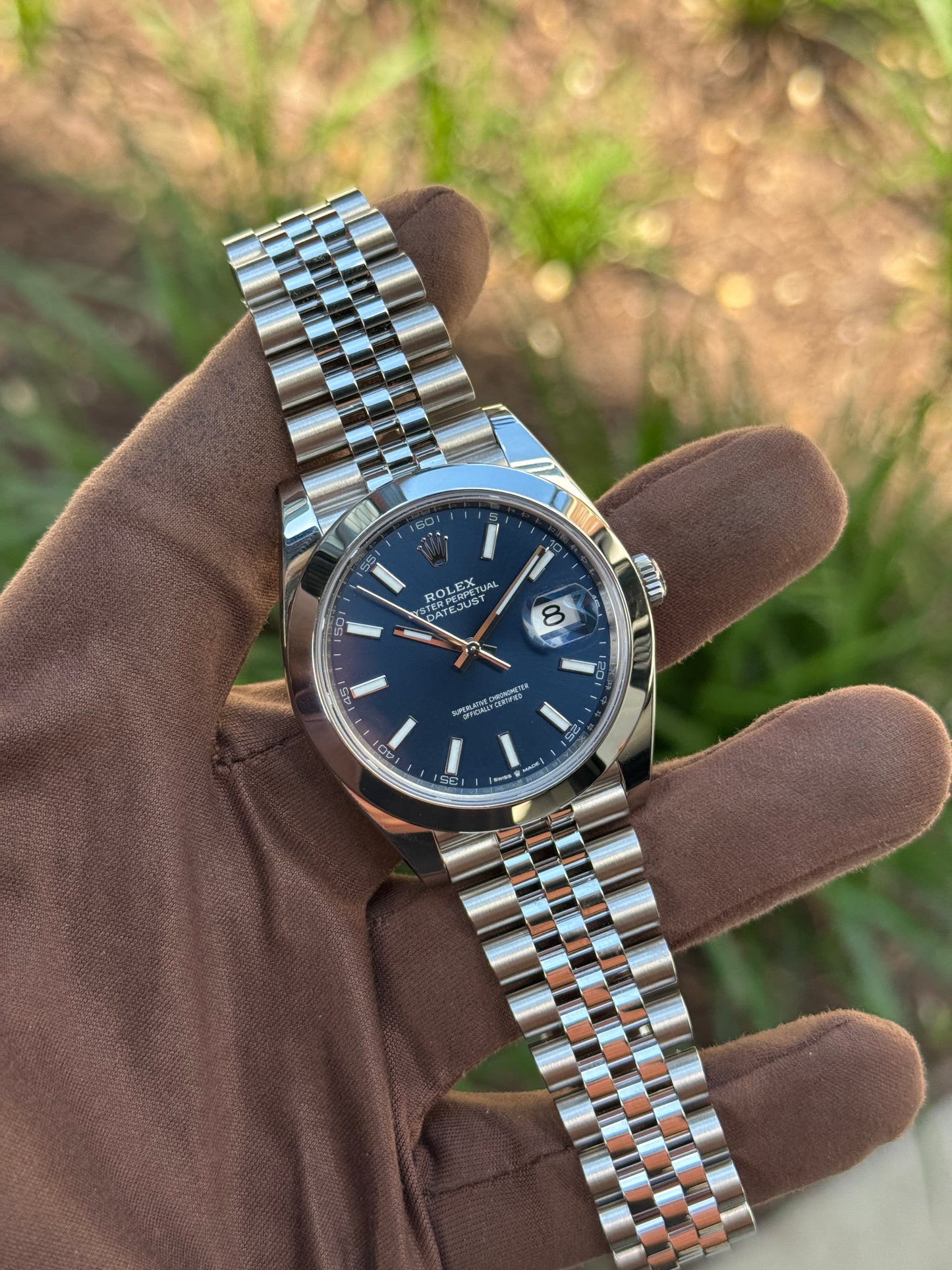 Rolex Datejust 41mm 126300 Blue Stick Dial Smooth Bezel Jubilee 2025