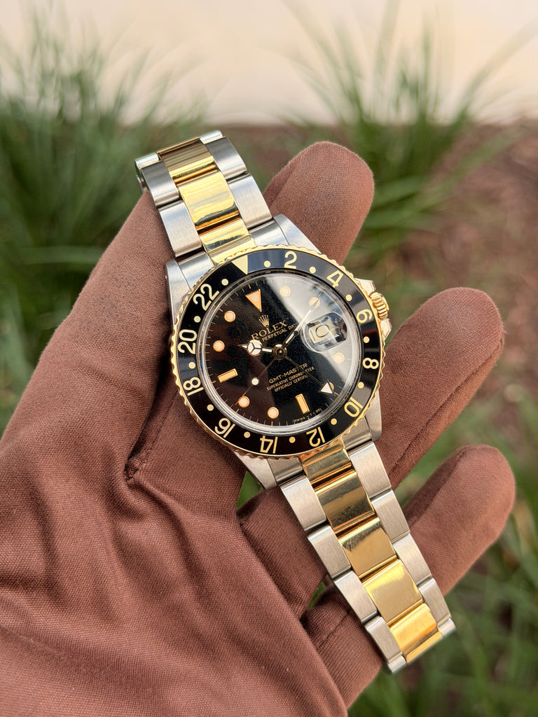 Rolex GMT Master 1675-3 Two Tone Oyster with Patina on Dial R-Serial