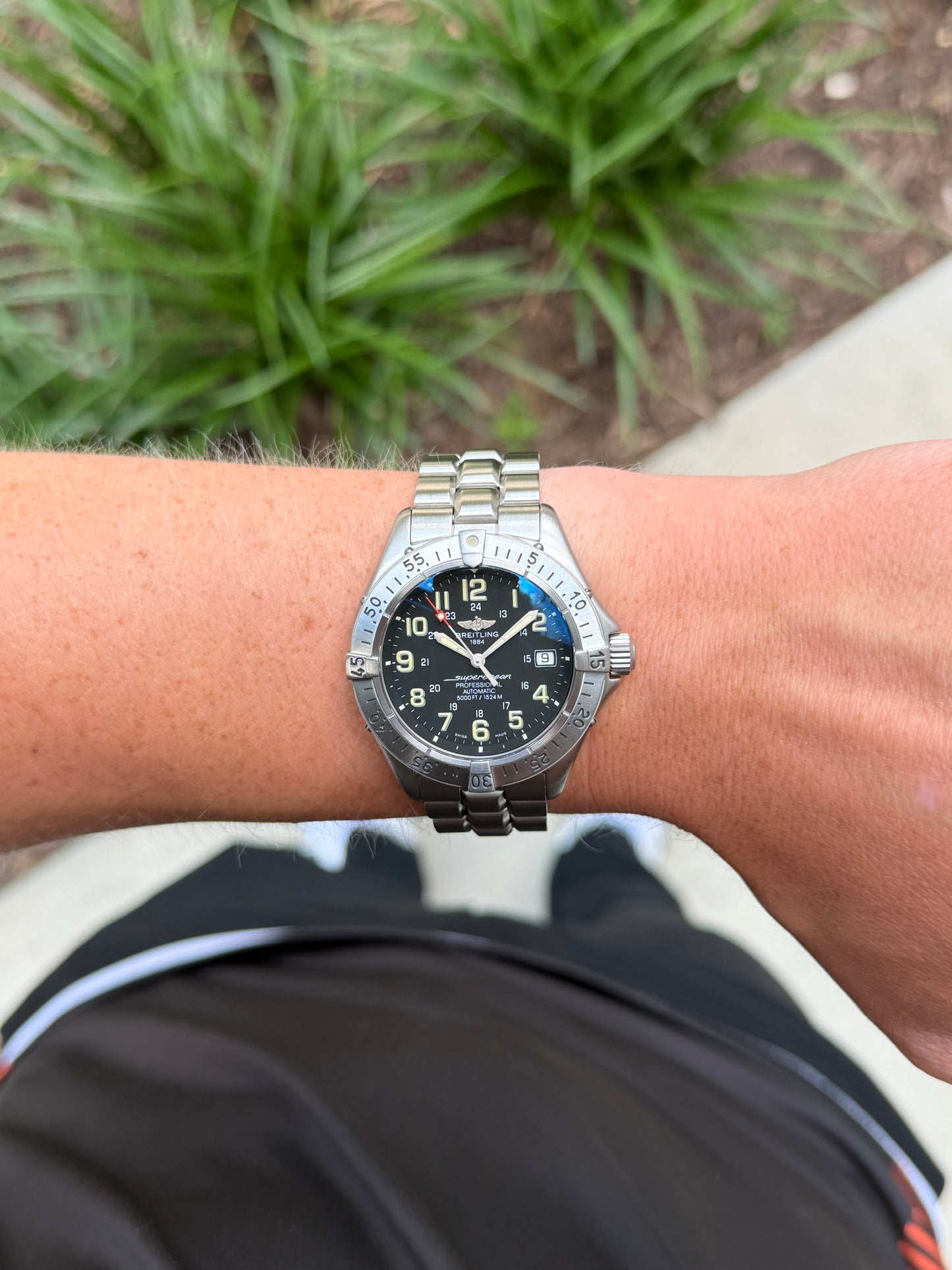 UNWORN Breitling Superocean 40mm A17345 Black Dial 2000