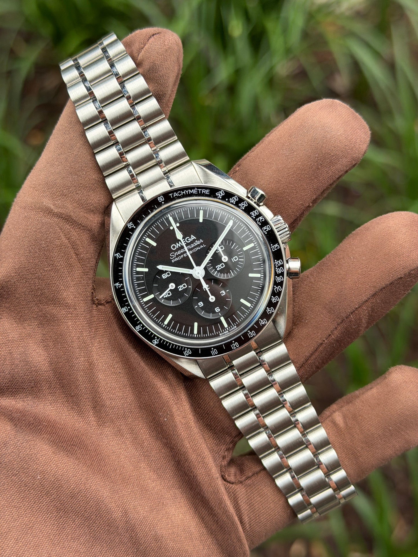 Omega Speedmaster Professional Moonwatch 42mm 310.30.42.50.01.002 Black Dial Sapphire Sandwhich
