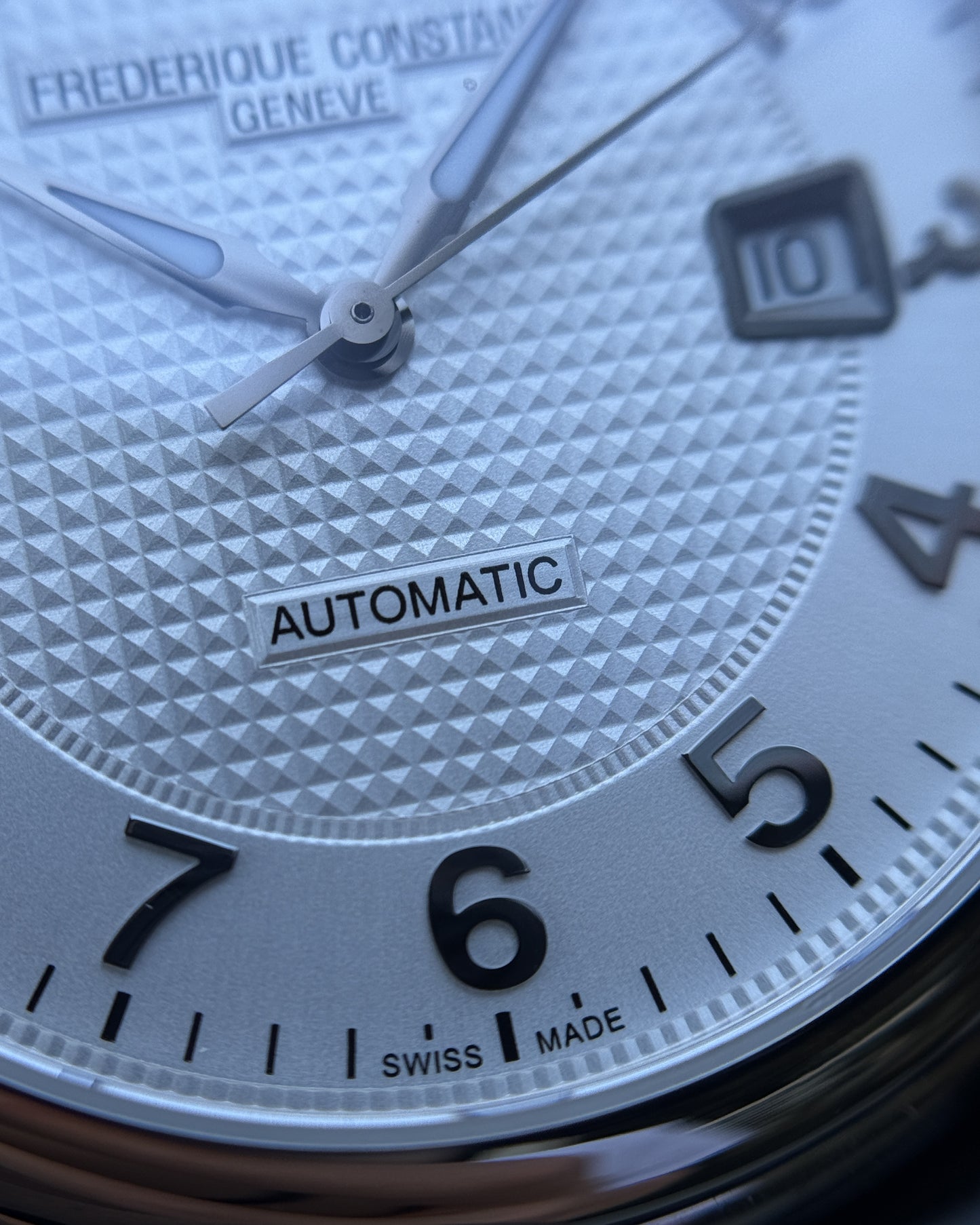 Frederique Constant Runabout 43mm FC-303XR6B4/6 White Dial