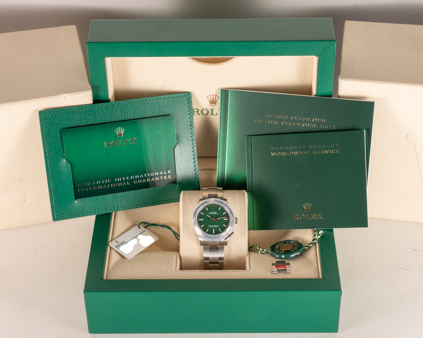 Rolex Oyster Perpetual 277200 Green 2021 31mm