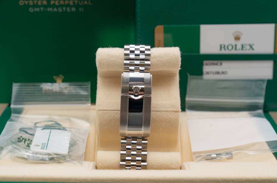 Rolex GMT Master II 40mm 126710BLRO Pepsi on Jubilee 2020