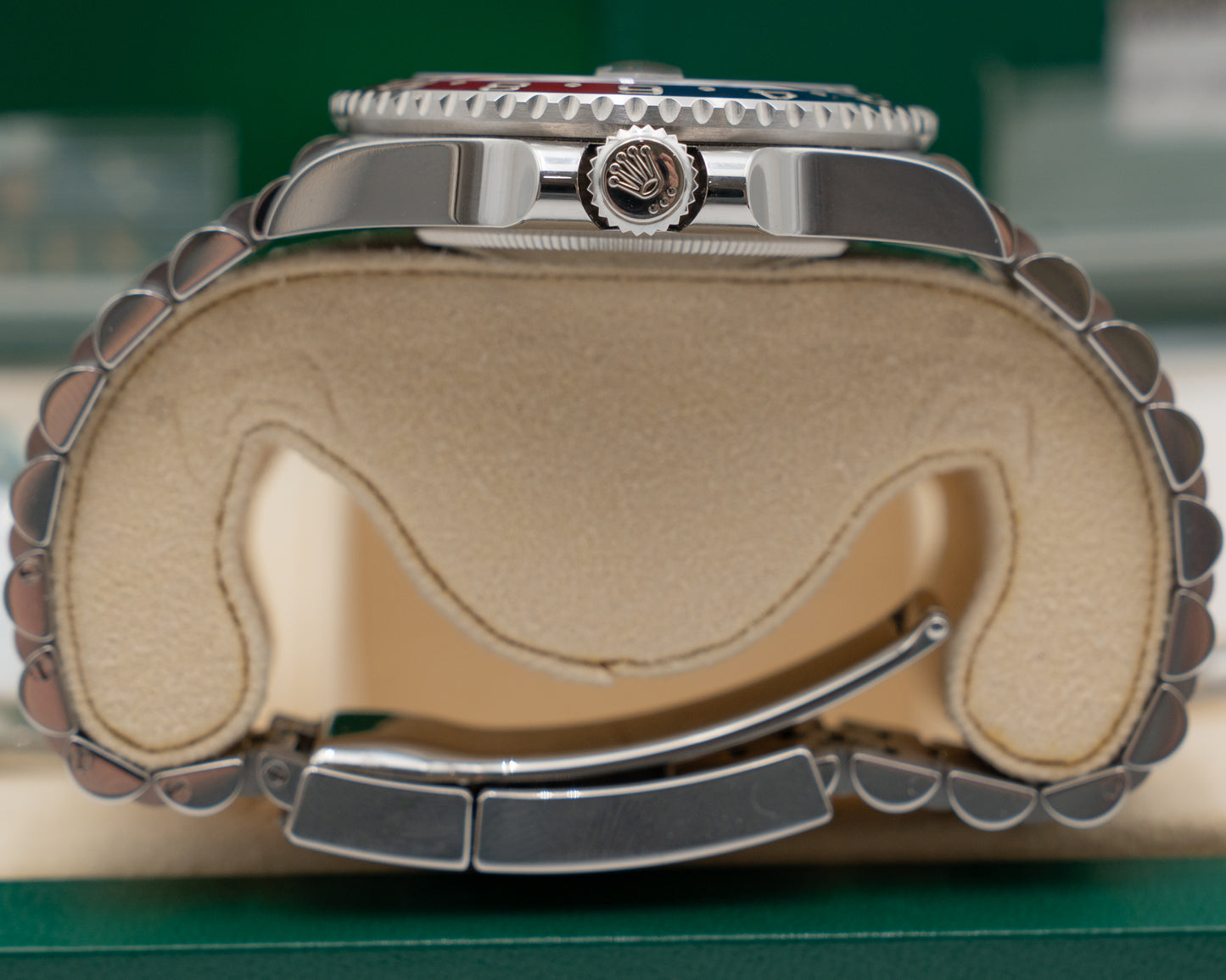 Rolex GMT Master II 40mm 126710BLRO Pepsi on Jubilee 2020