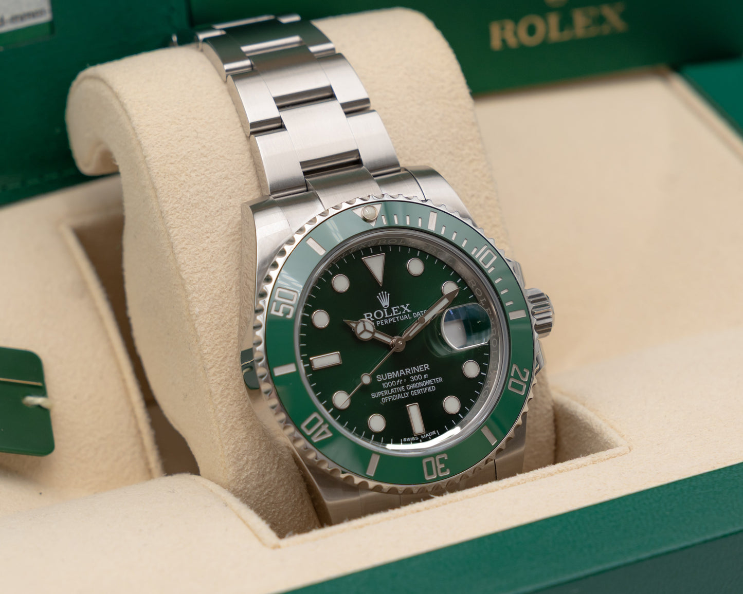 Rolex Submariner Date 40mm 116610LV Hulk 2016