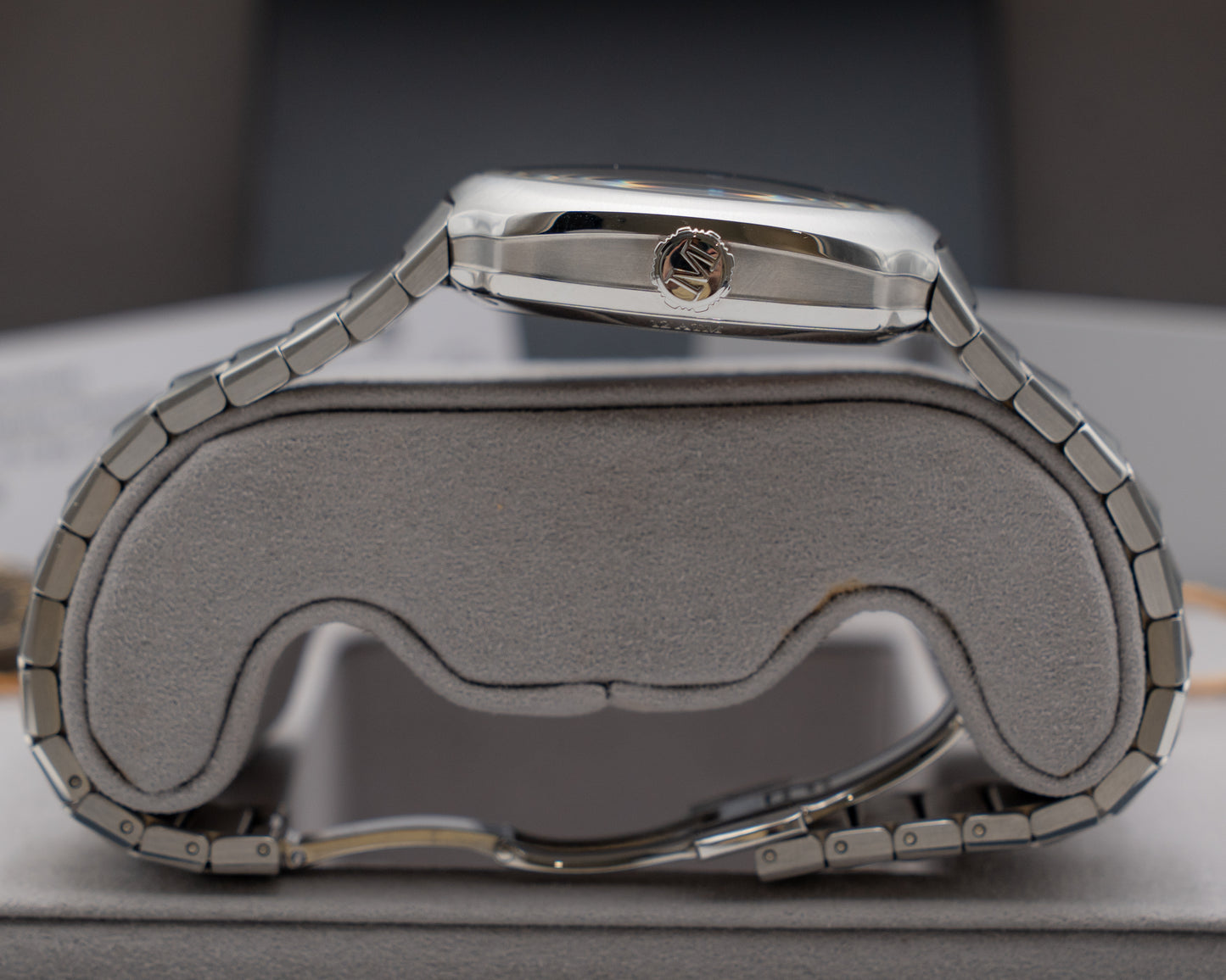 H. Moser & Cie Streamliner Centre Seconds Purple Haze 40mm 6201 2025