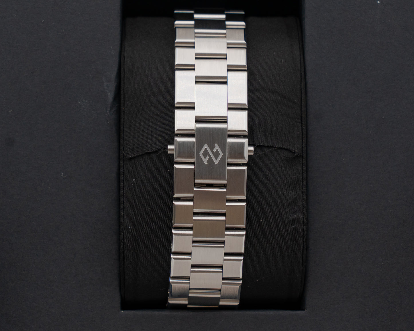 Formex Essence AWS 0333.g.6625 39mm Eisenkiesel Dial Ltd to 50 2023