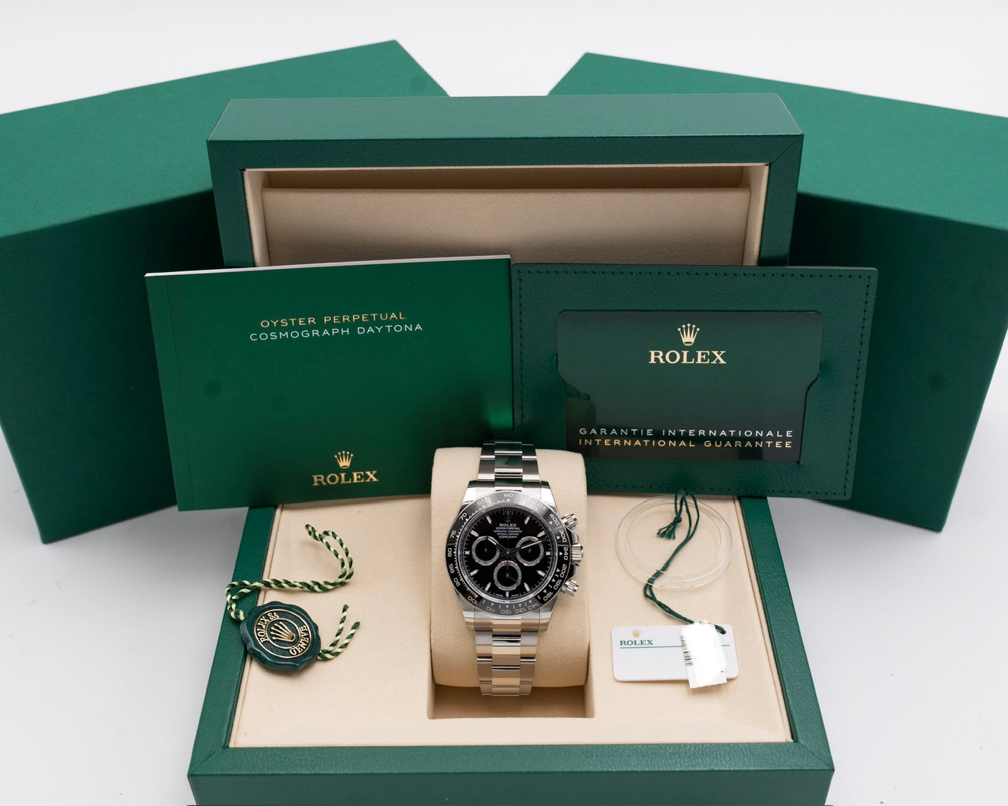 UNWORN Rolex Cosmograph Daytona 40mm 126500LN Black Dial 2026