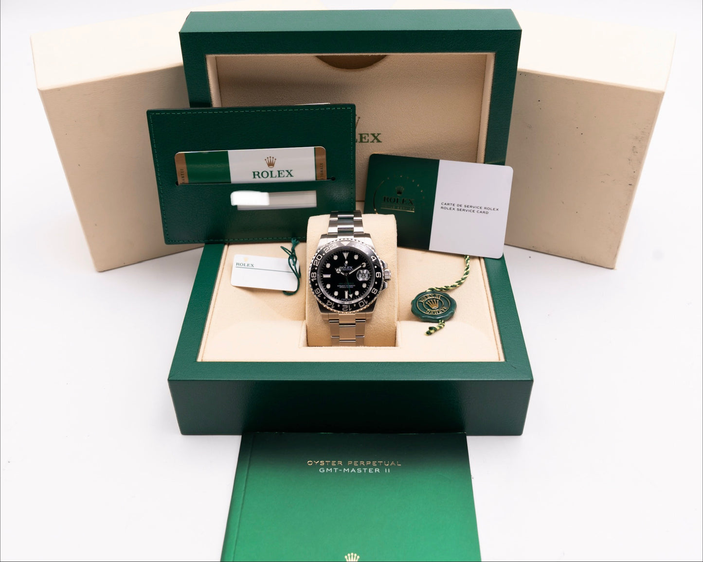 Rolex GMT Master II 40mm 116710LN  Green Arrow 2017