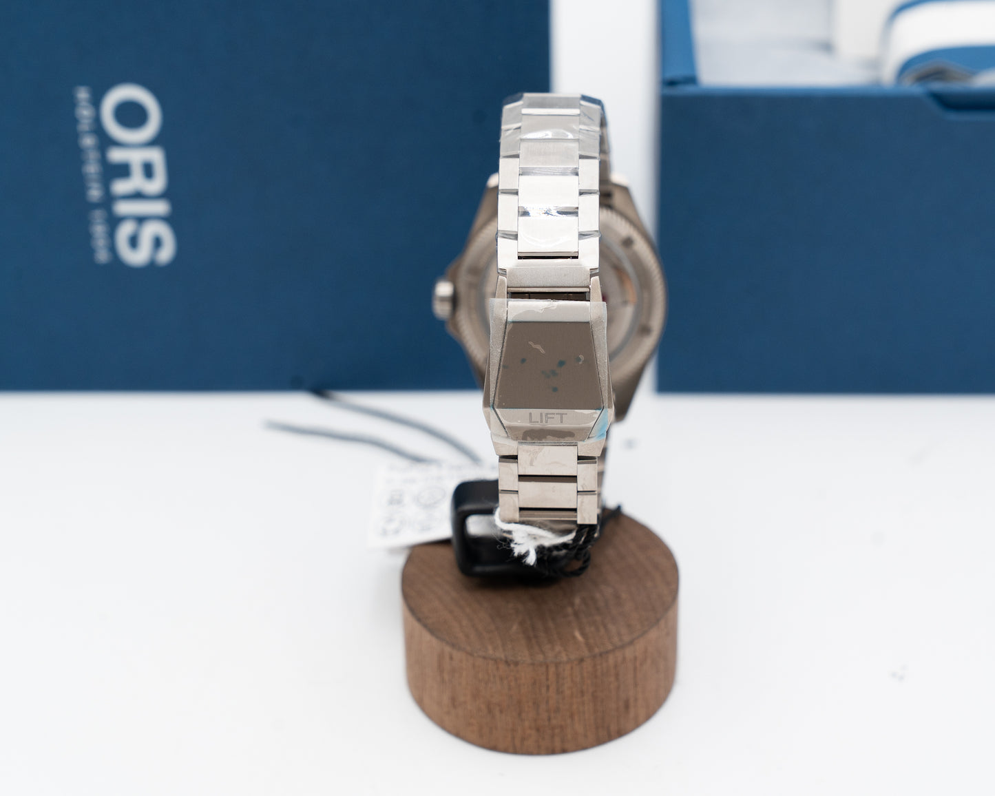 UNWORN Oris Propilot X Kermit Edition 39mm 01 400 7778 7157 Titanium Green