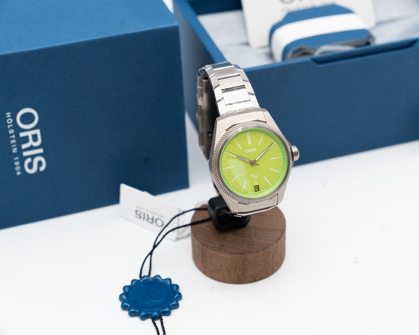 UNWORN Oris Propilot X Kermit Edition 39mm 01 400 7778 7157 Titanium Green