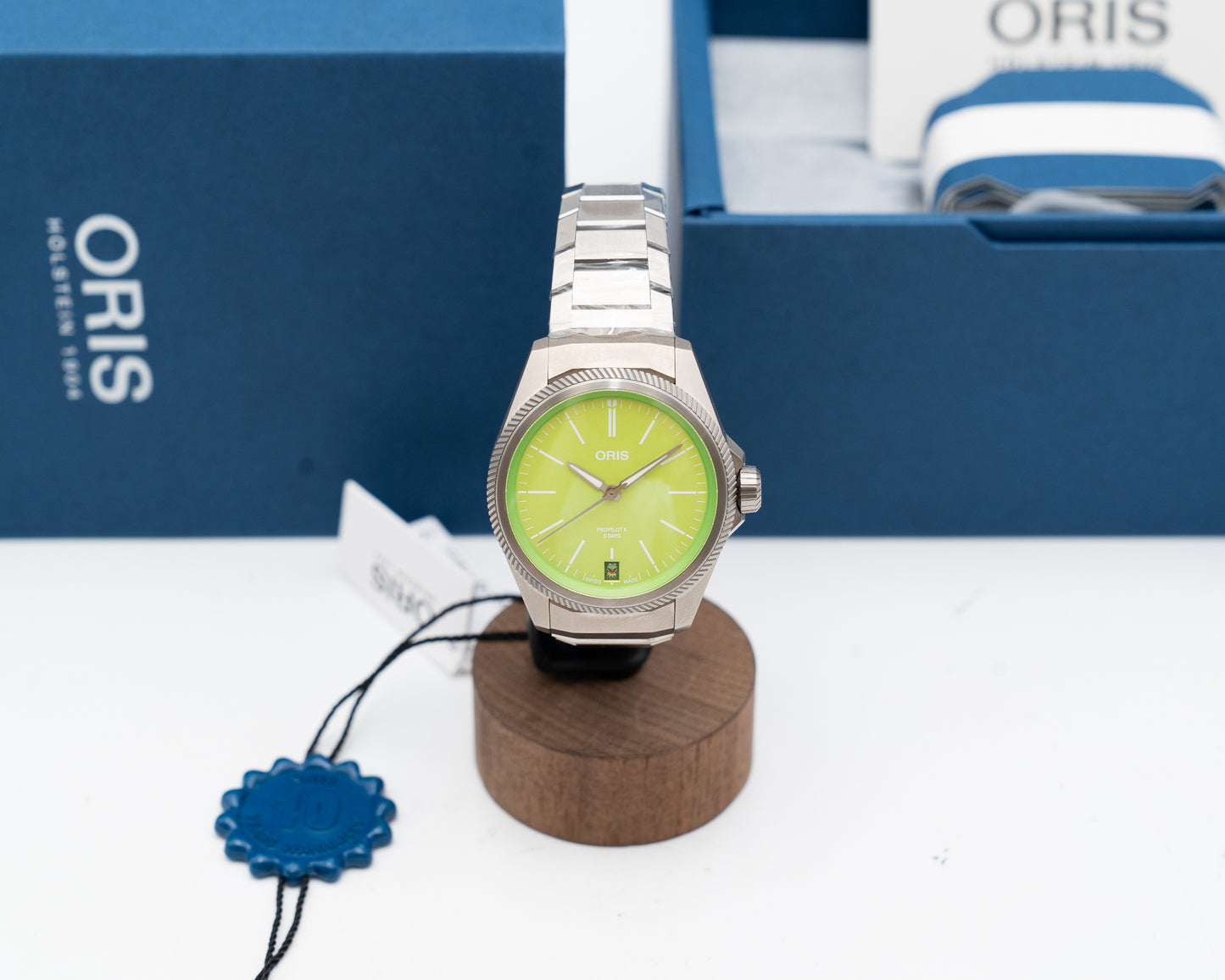UNWORN Oris Propilot X Kermit Edition 39mm 01 400 7778 7157 Titanium Green