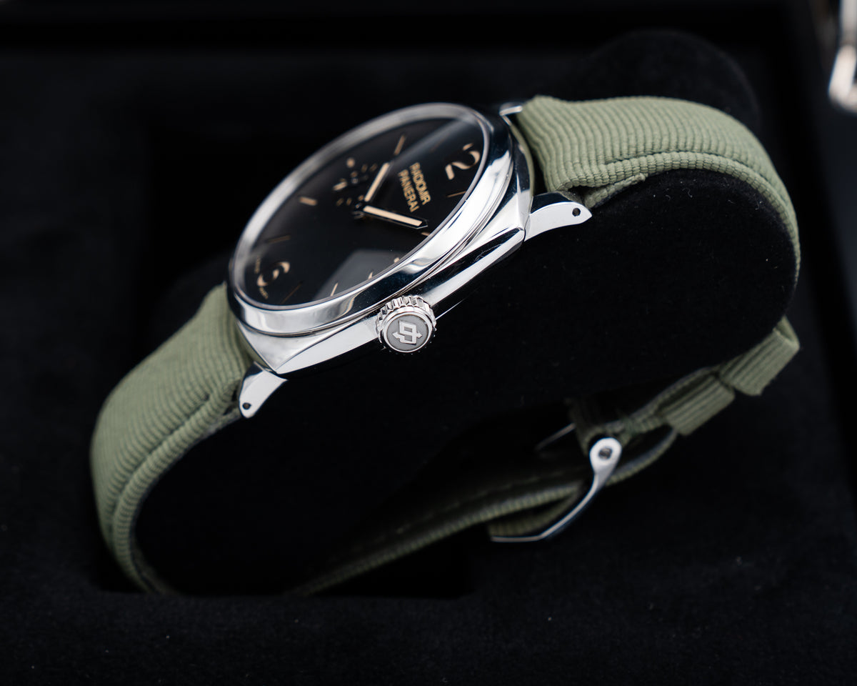 Paneri Radiomir 1940 42mm PAM00512 Black Dial Green Strap 2016
