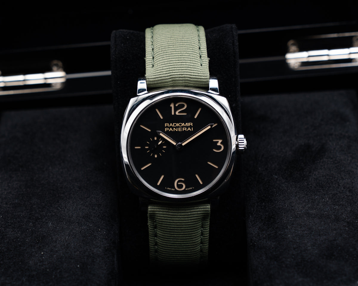 Paneri Radiomir 1940 42mm PAM00512 Black Dial Green Strap 2016